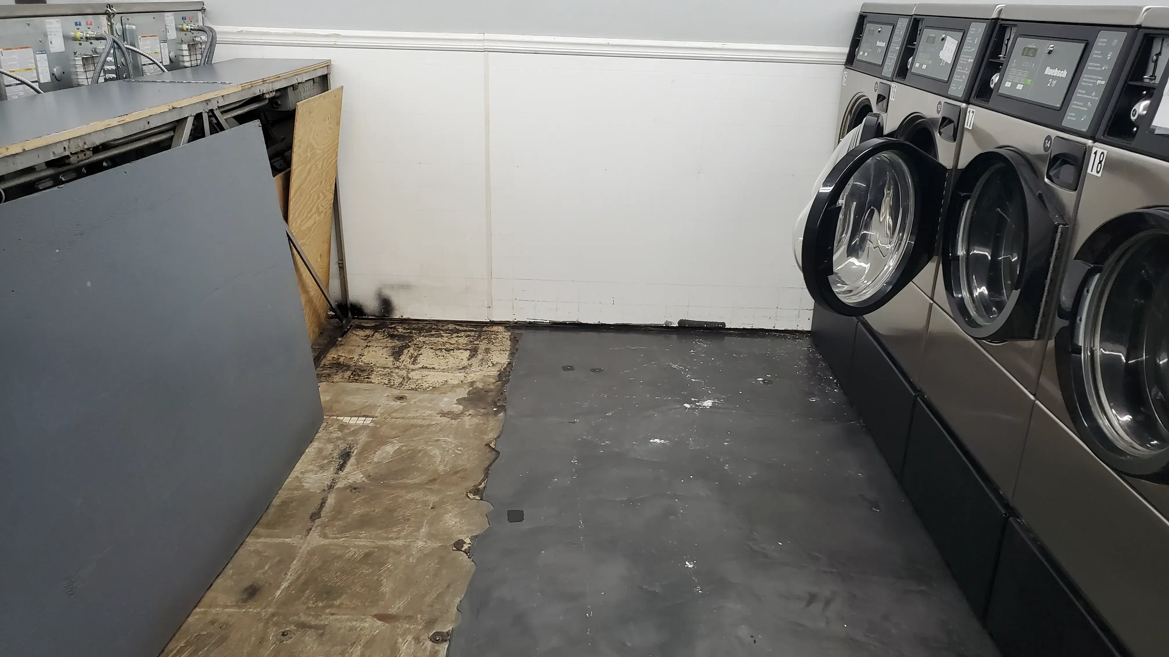 Leisure Laundry & Tanning location