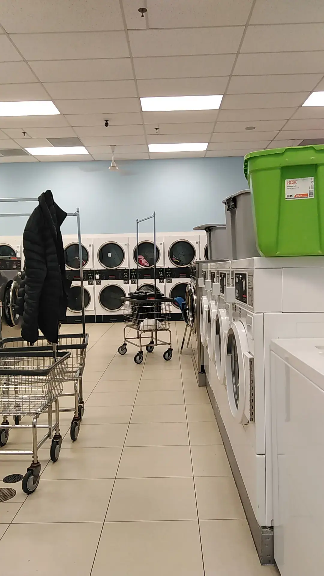 Leisure Time Laundromat - Image 7