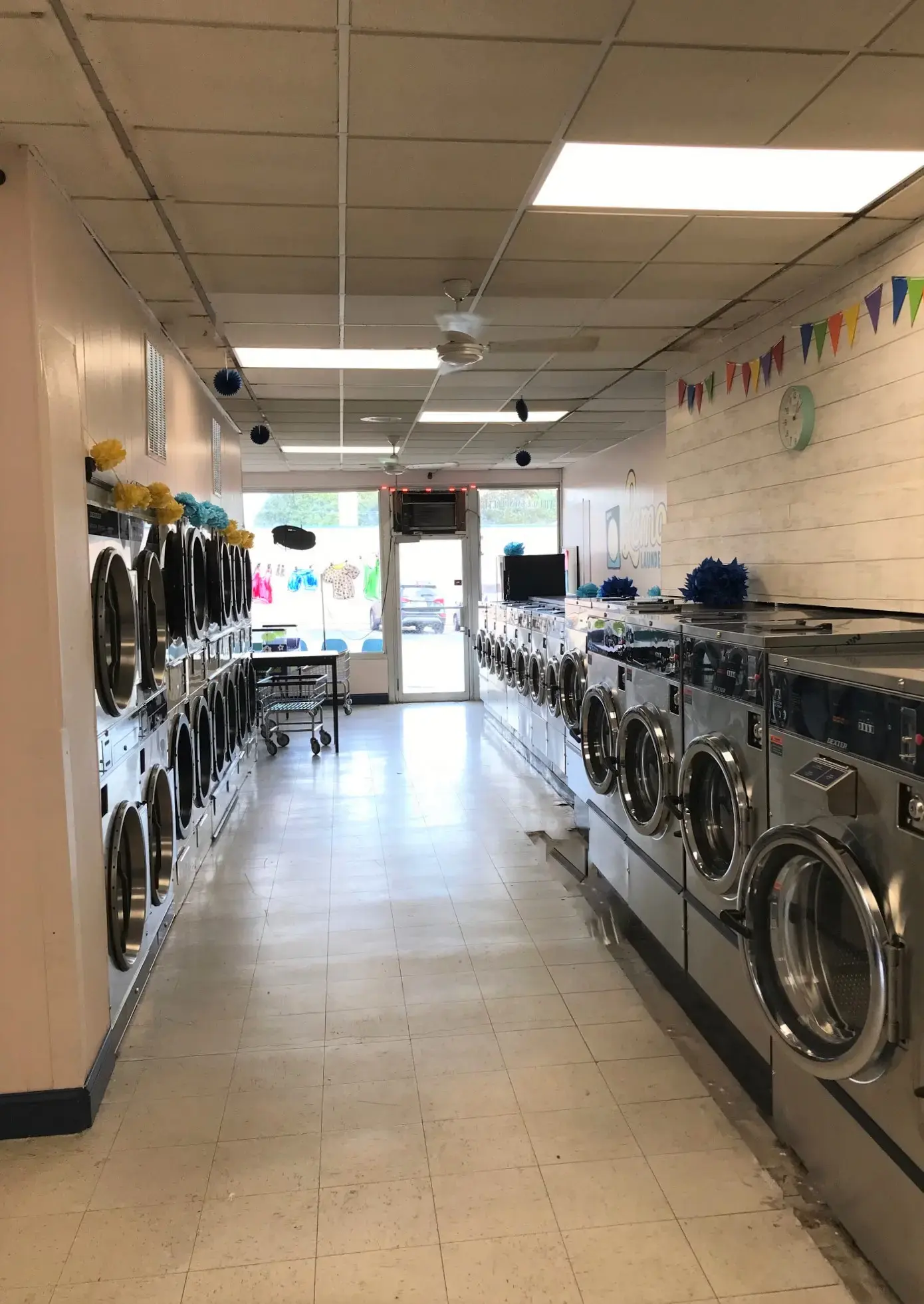 Lemon Drop Laundry Delivery/ Lemon Launderette - Image 3