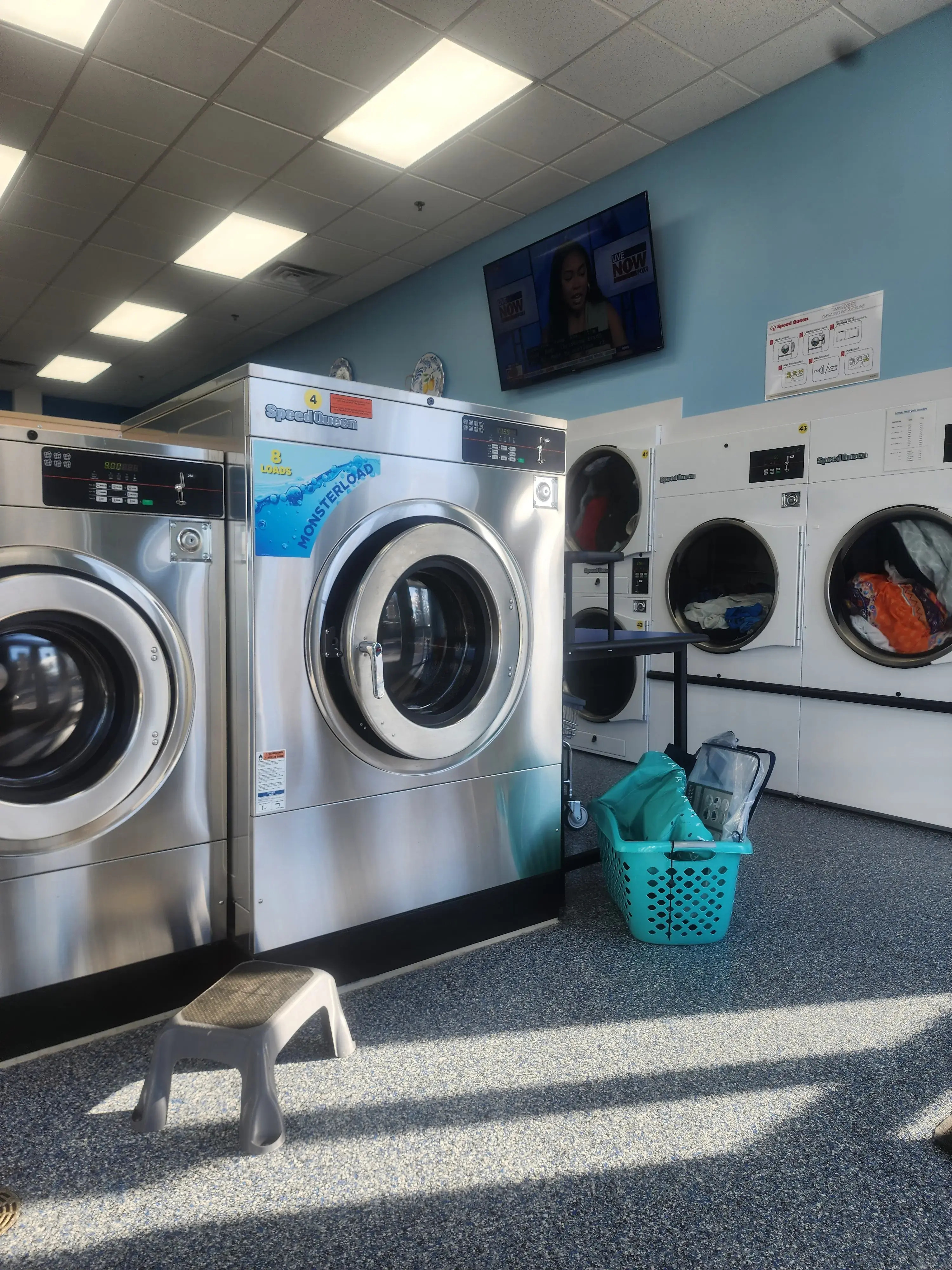 Lemon Fresh Coin Laundry - Image 16