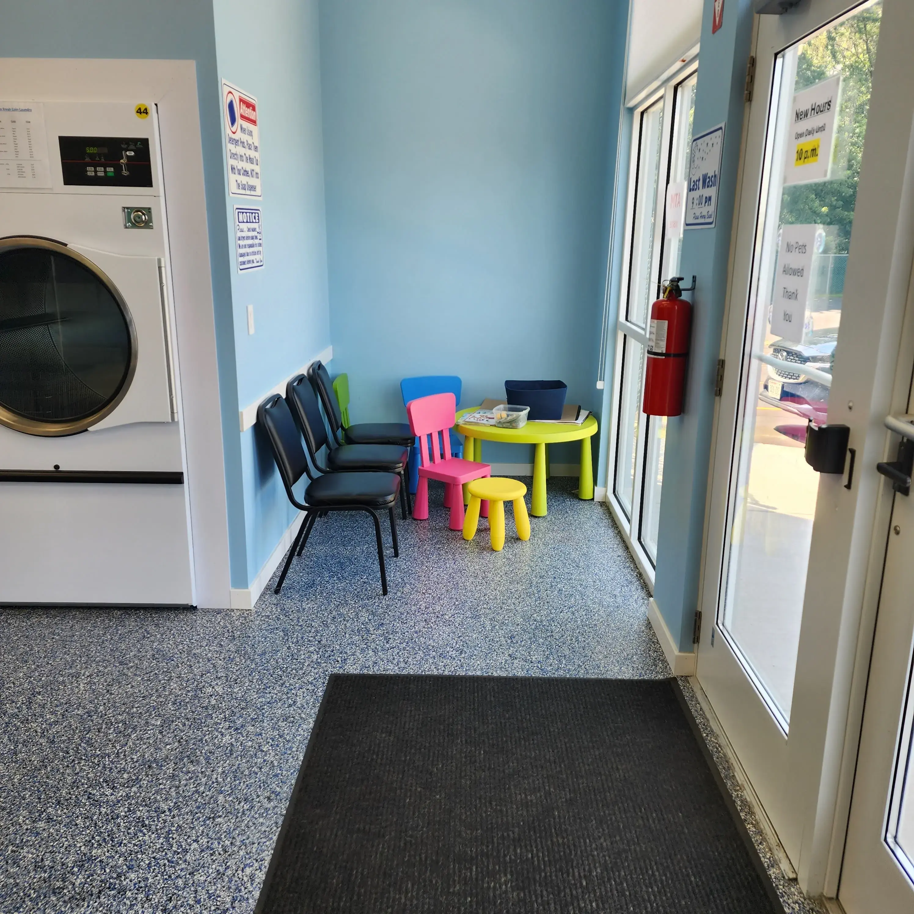 Lemon Fresh Coin Laundry thumbnail 7