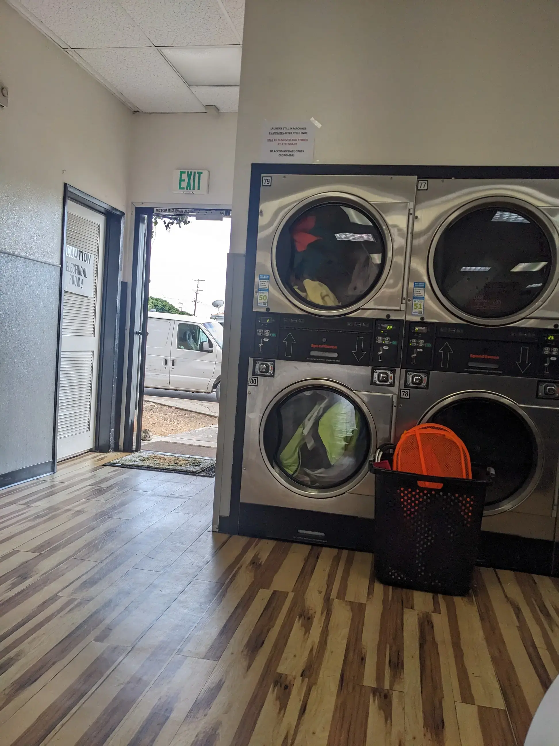 Lemon Grove Coin Laundry - Image 5
