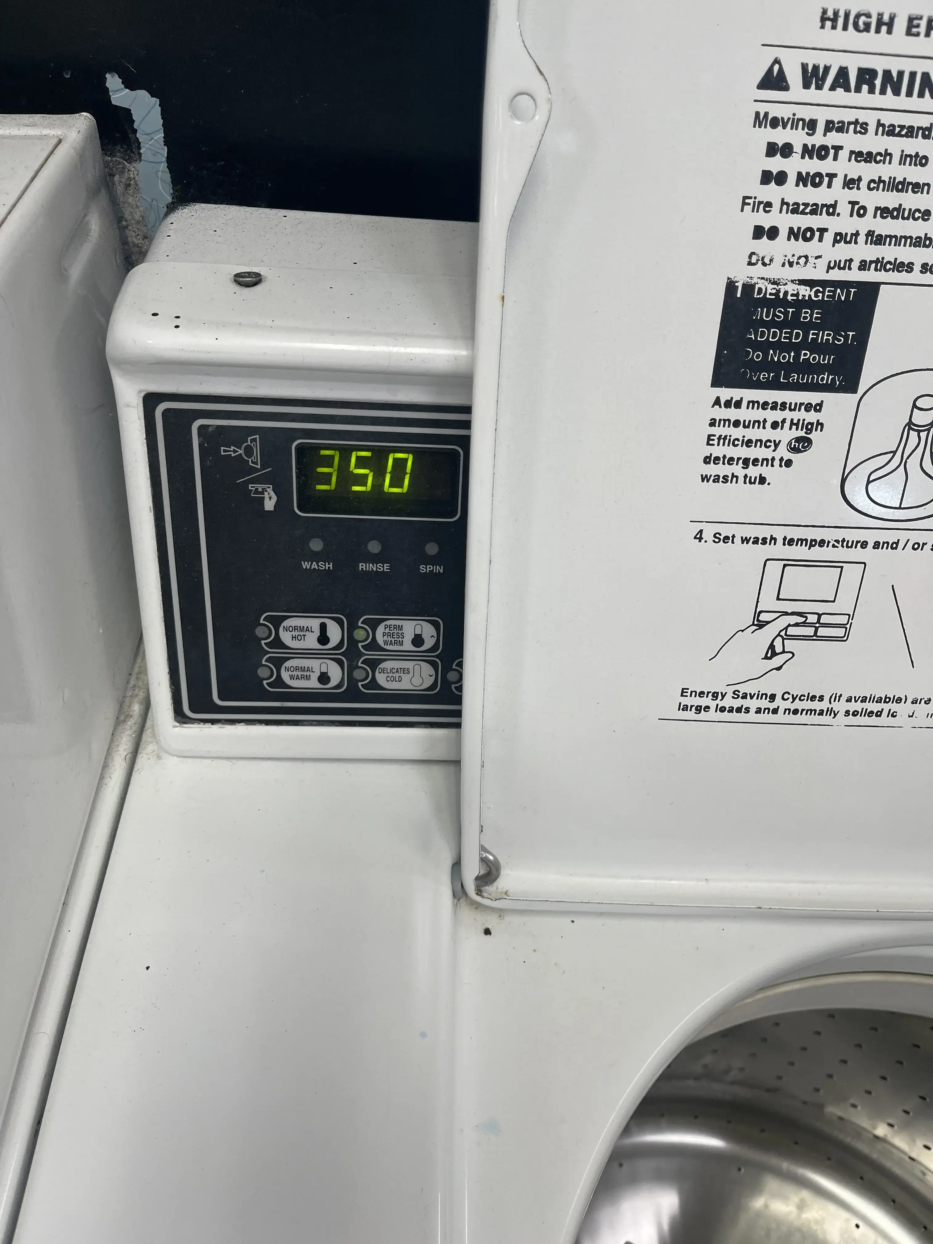Lemon Grove Coin Laundry thumbnail 3