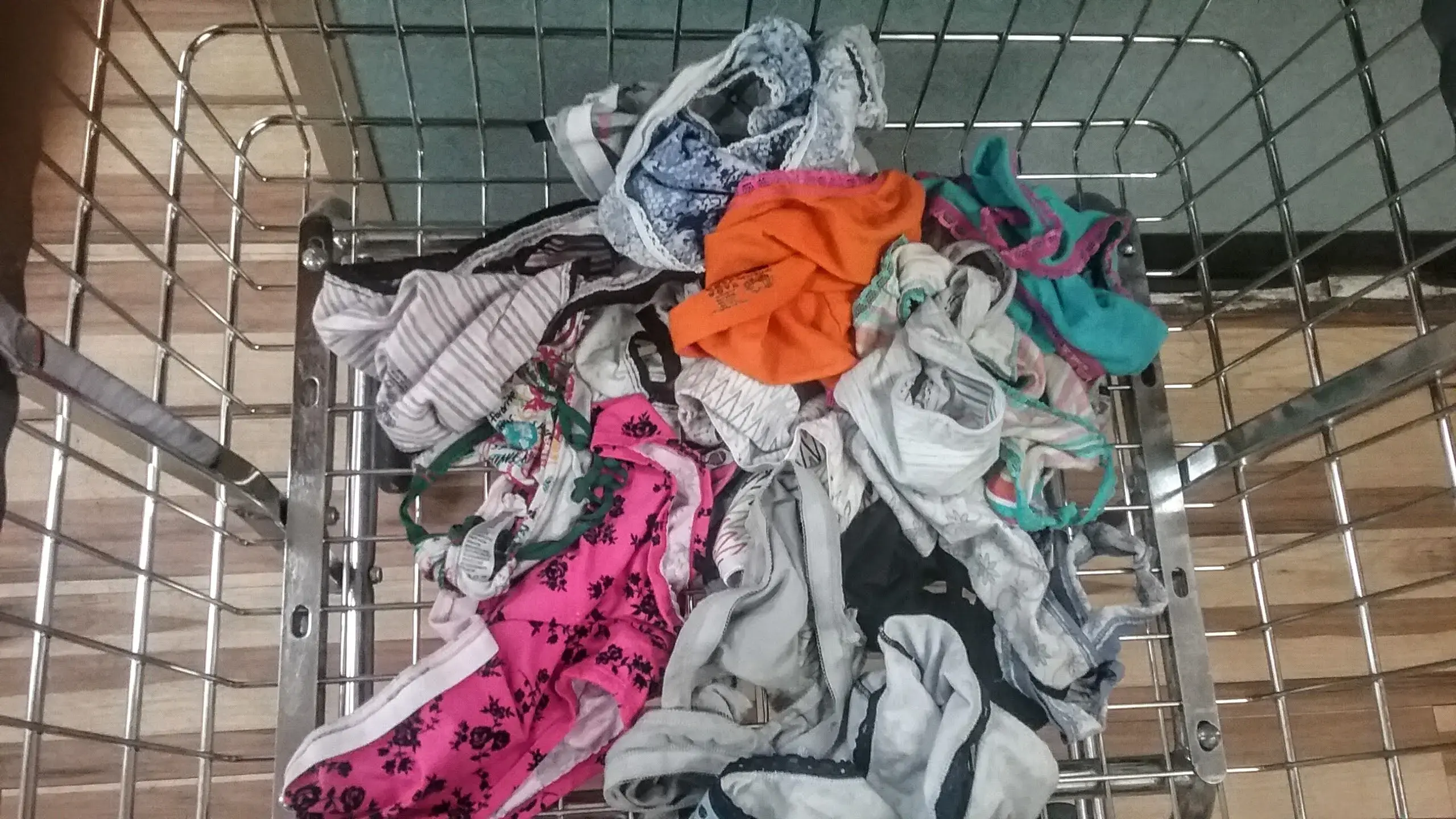 Lemon Grove Coin Laundry thumbnail 18
