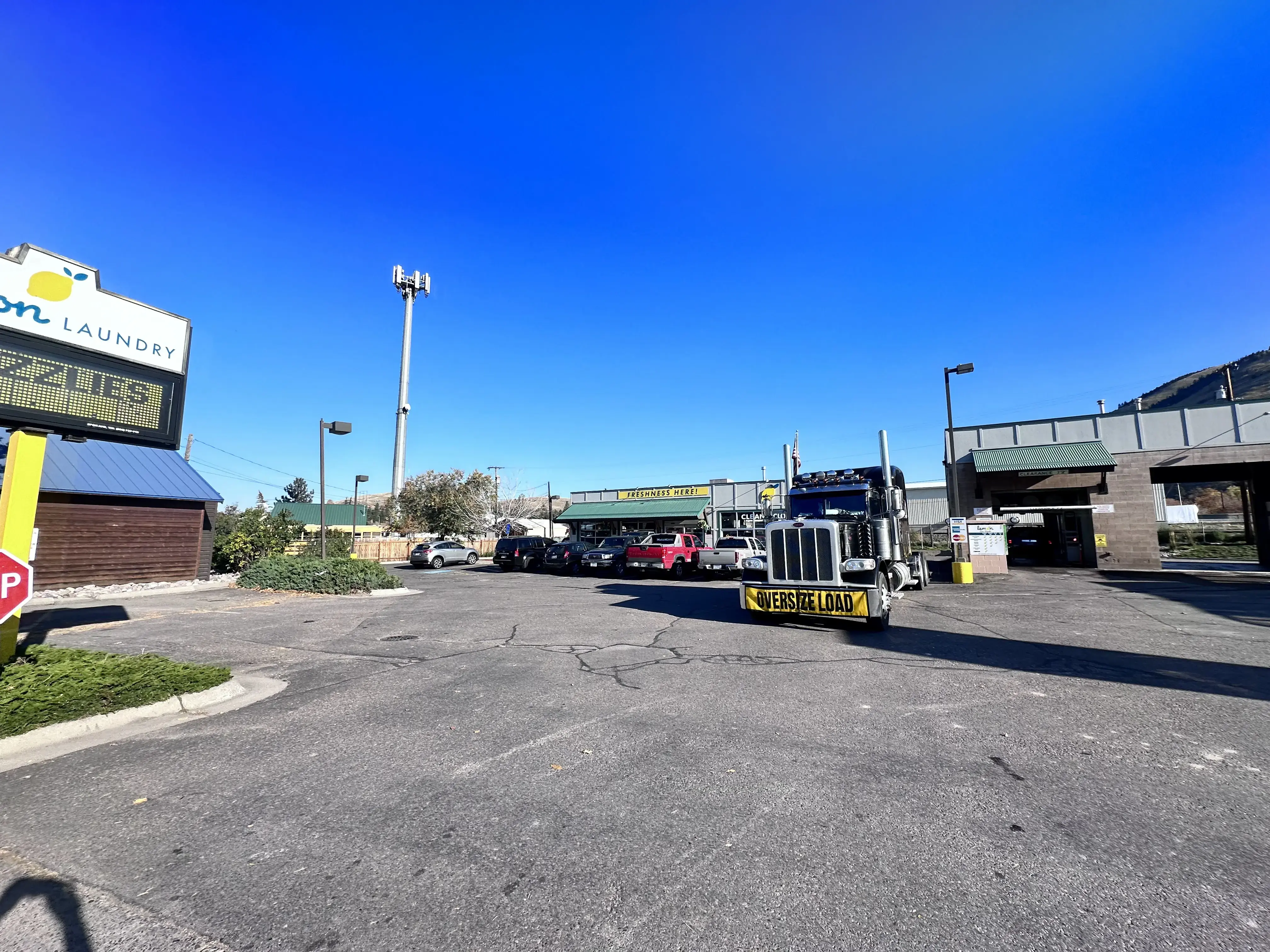 Lemon Laundry and Car Wash thumbnail 16