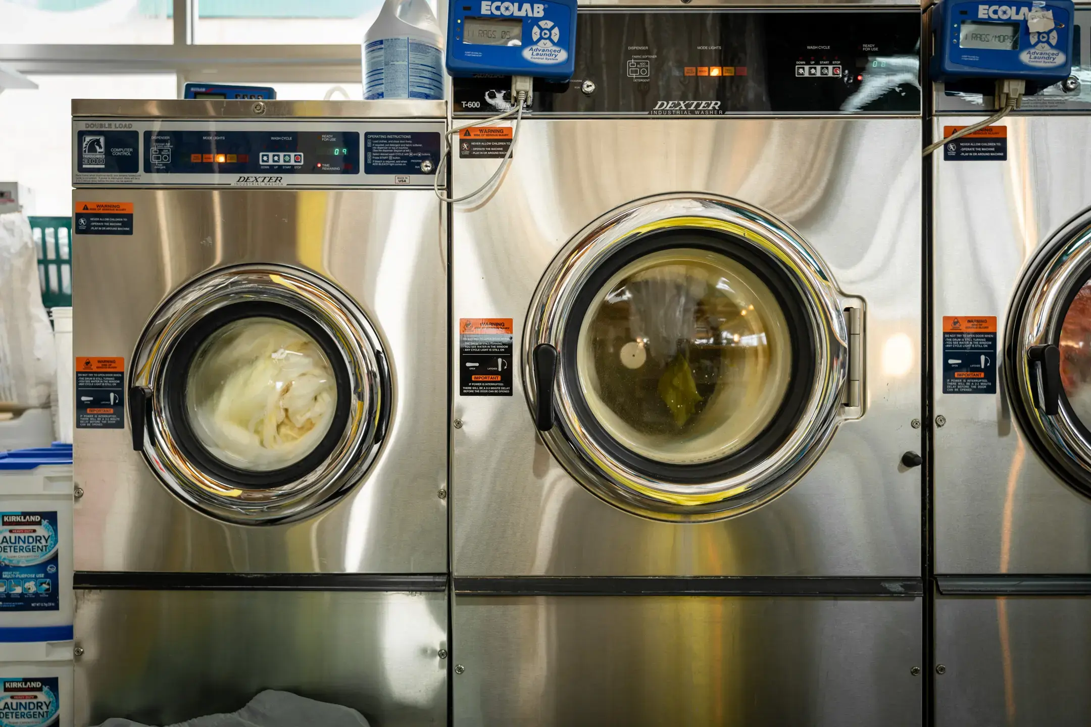 Lemon Laundry and Car Wash thumbnail 17