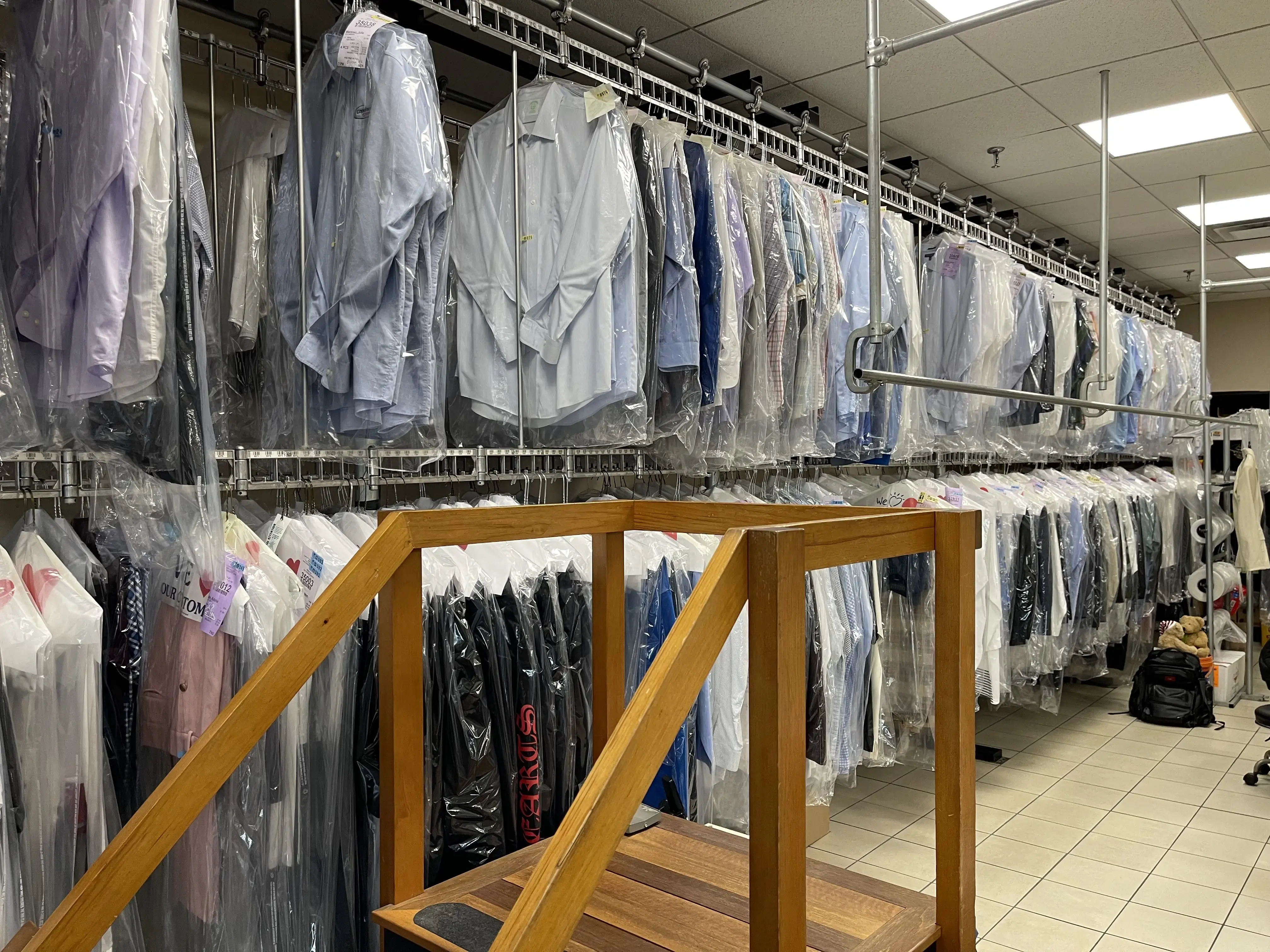 Lemon Laundry & Dry Cleaning thumbnail 7