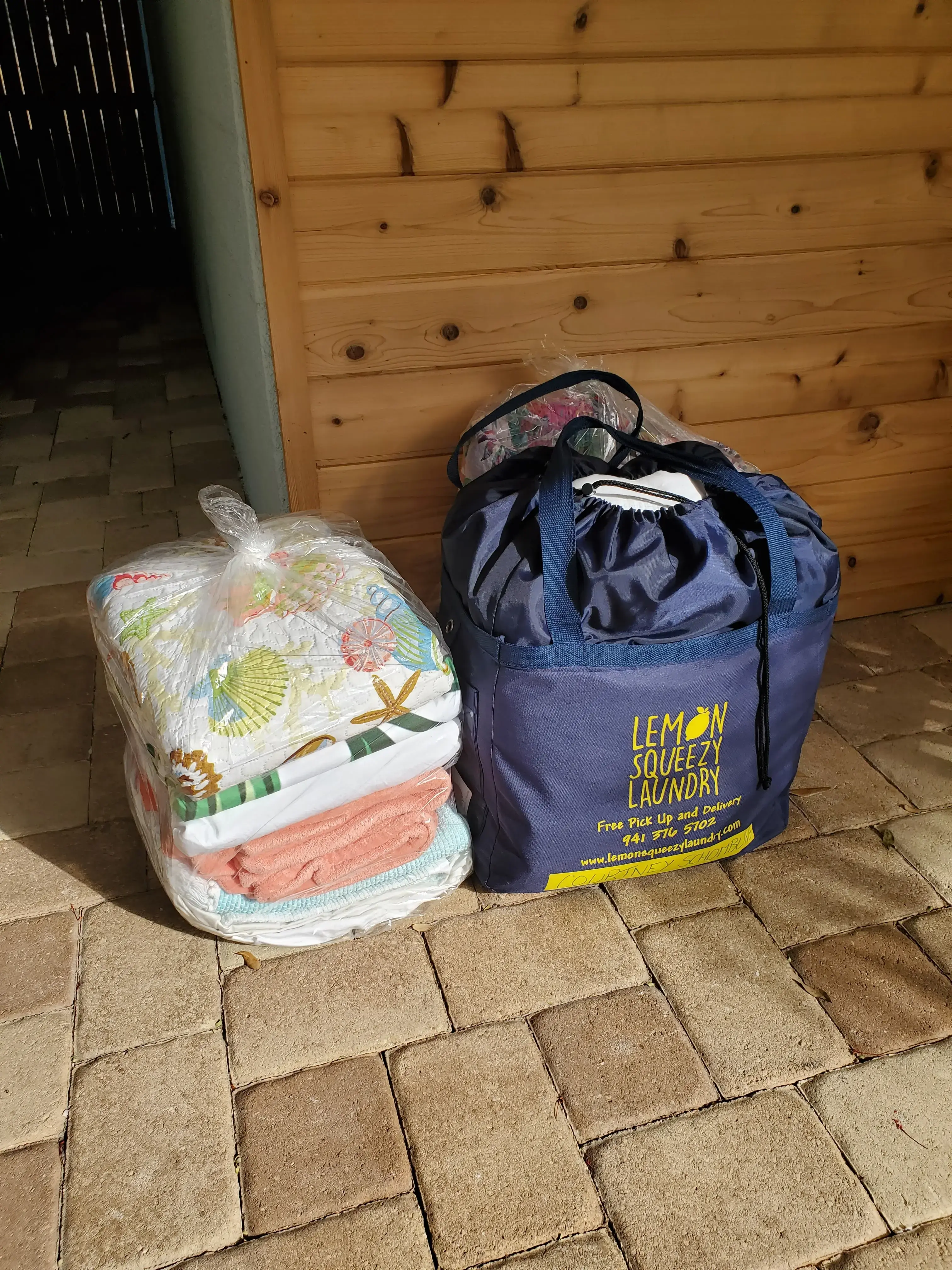 Lemon Squeezy Laundry Service - Image 4