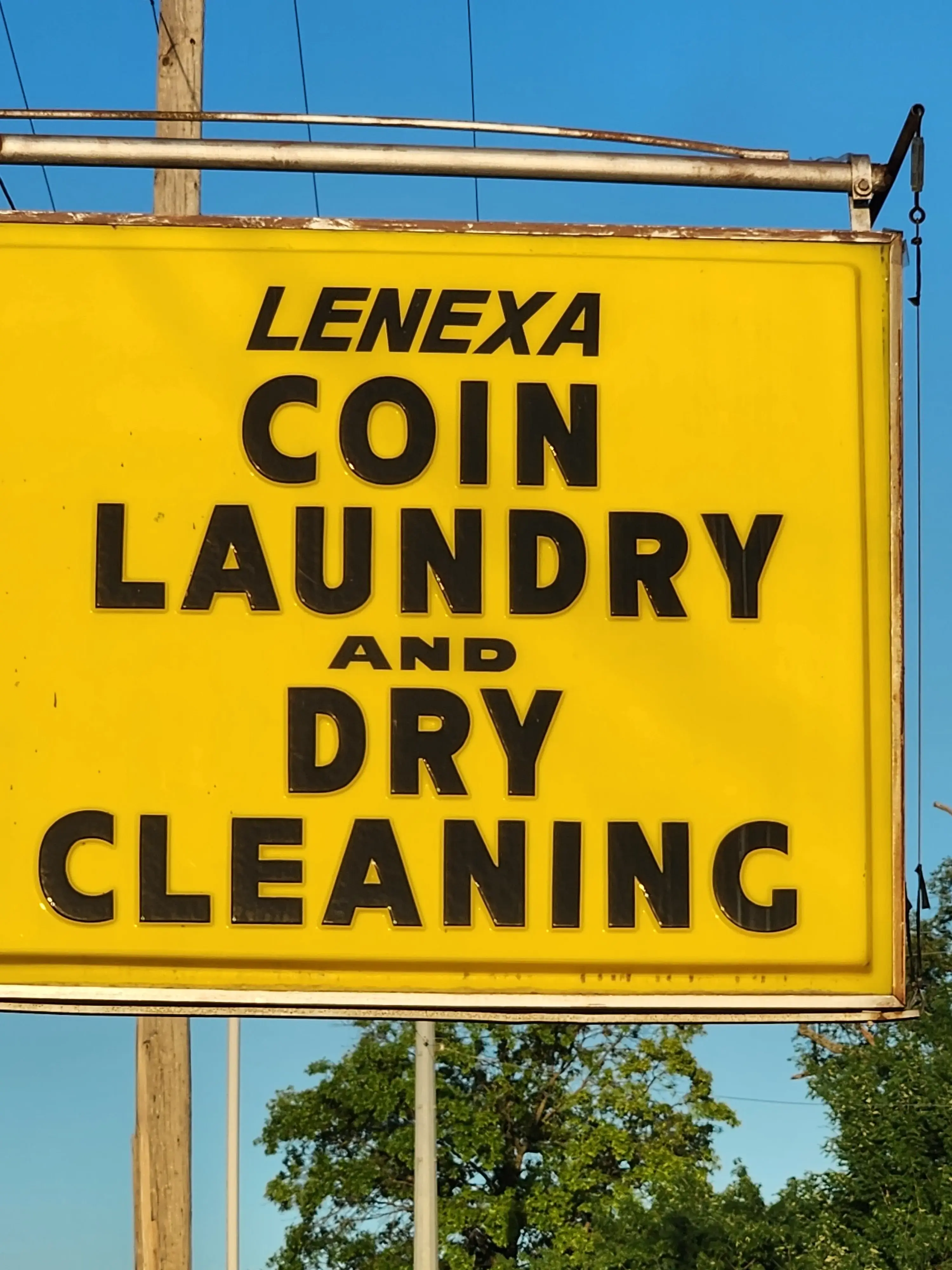 Lenexa Coin Laundry - Image 19