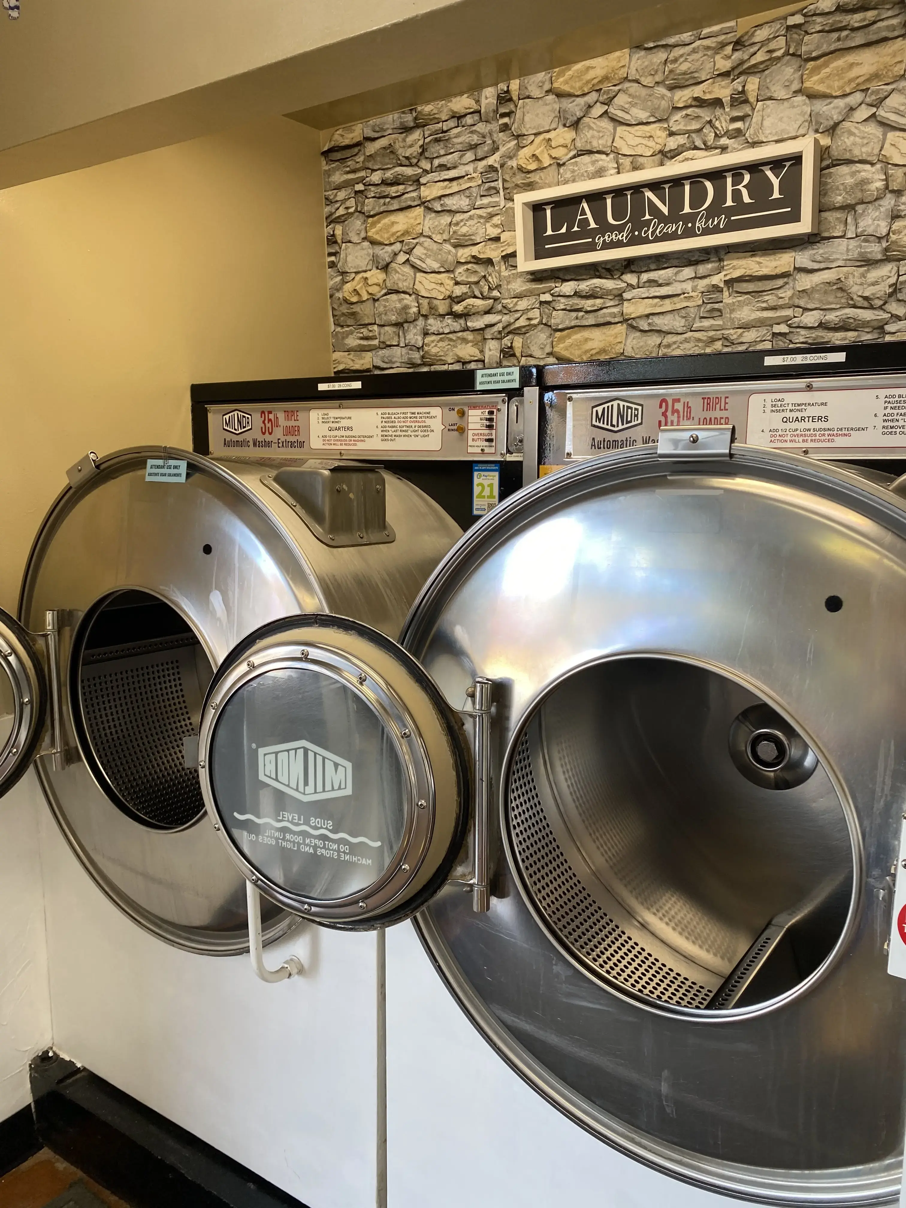 LEOMINSTER WASH AND FOLD LAUNDRY thumbnail 3