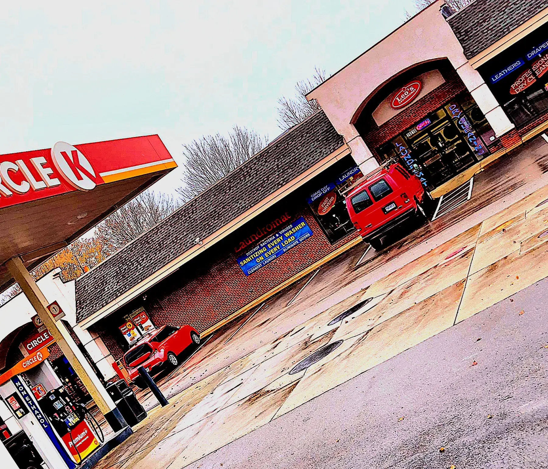 Leo's Laundromat thumbnail 15