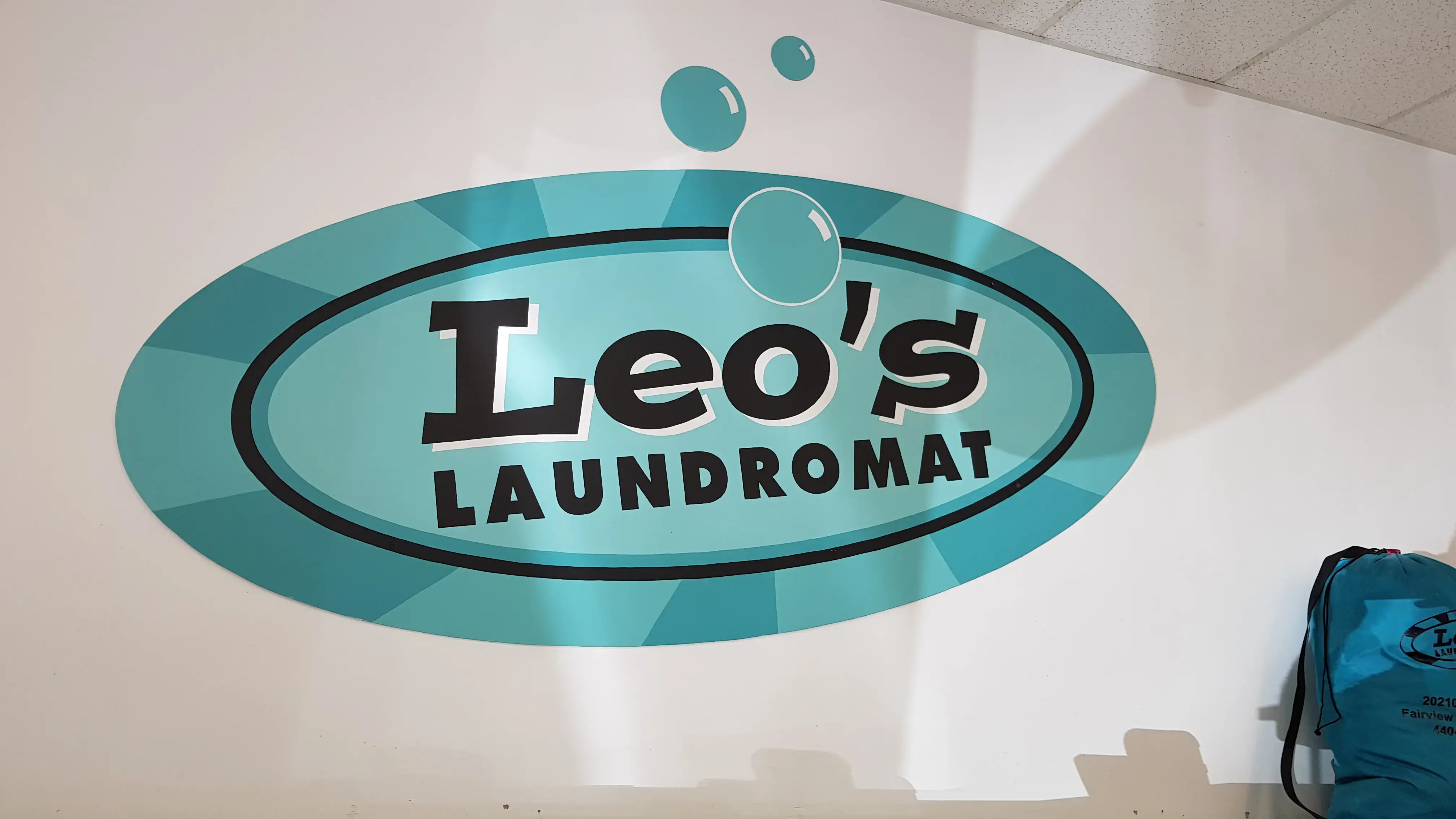 Leo's Laundromat - Image 17