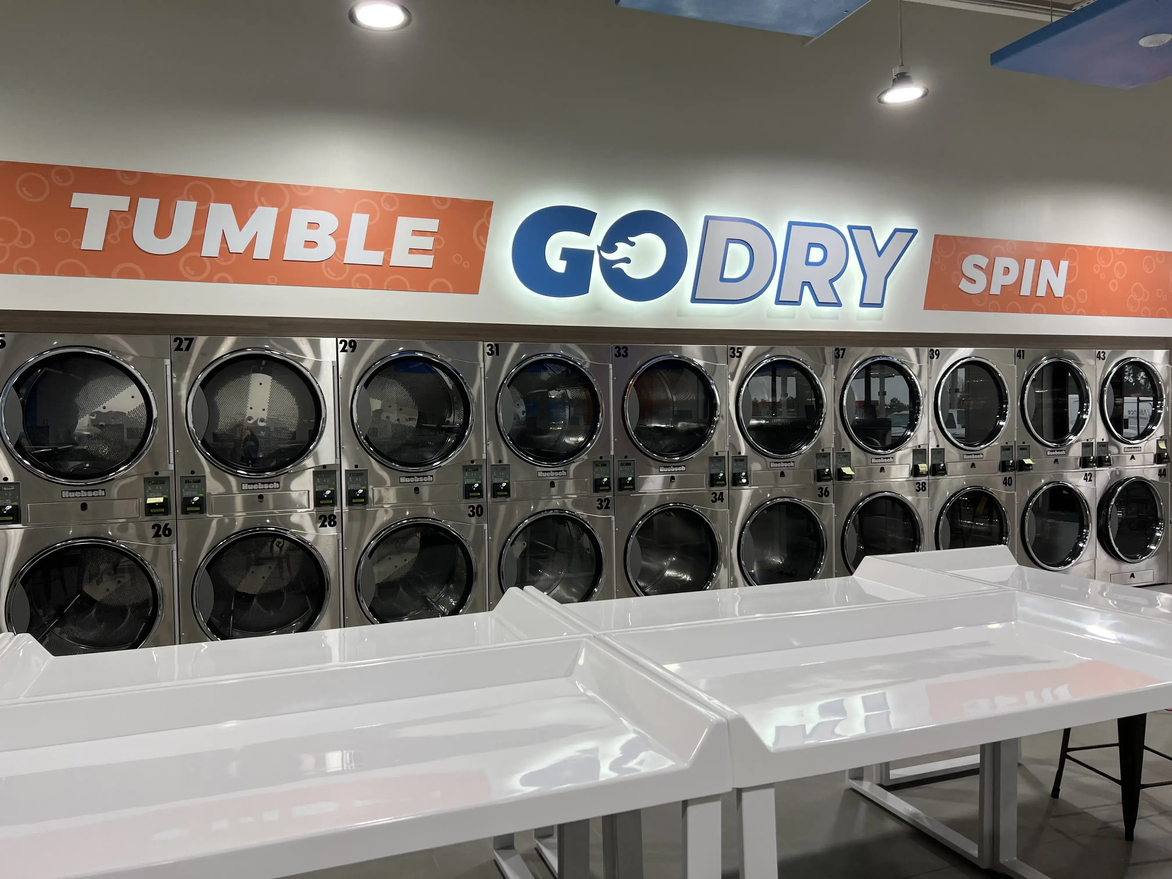 Let’s Wash Washateria - Image 5
