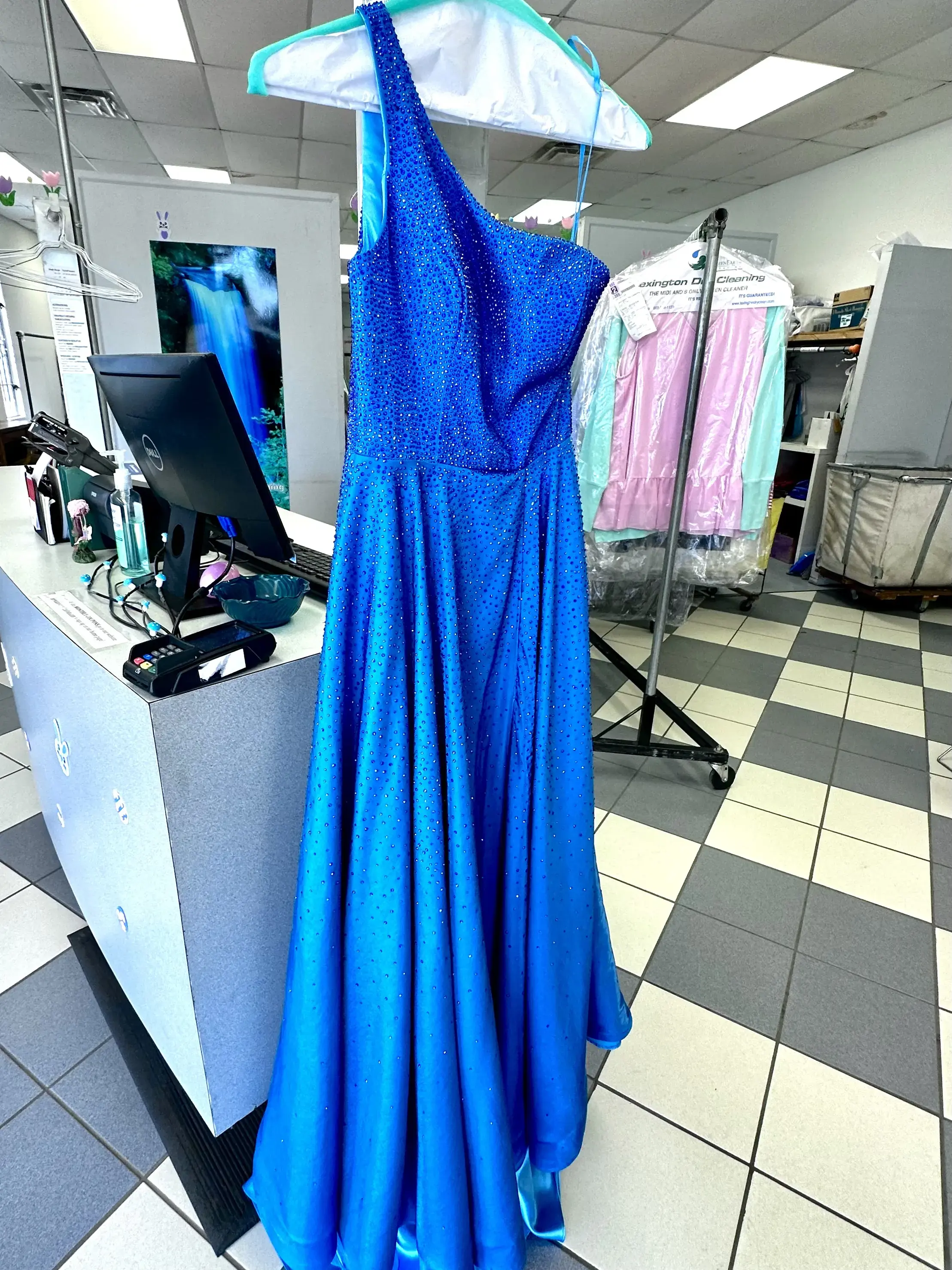 Lexington Dry Cleaning location
