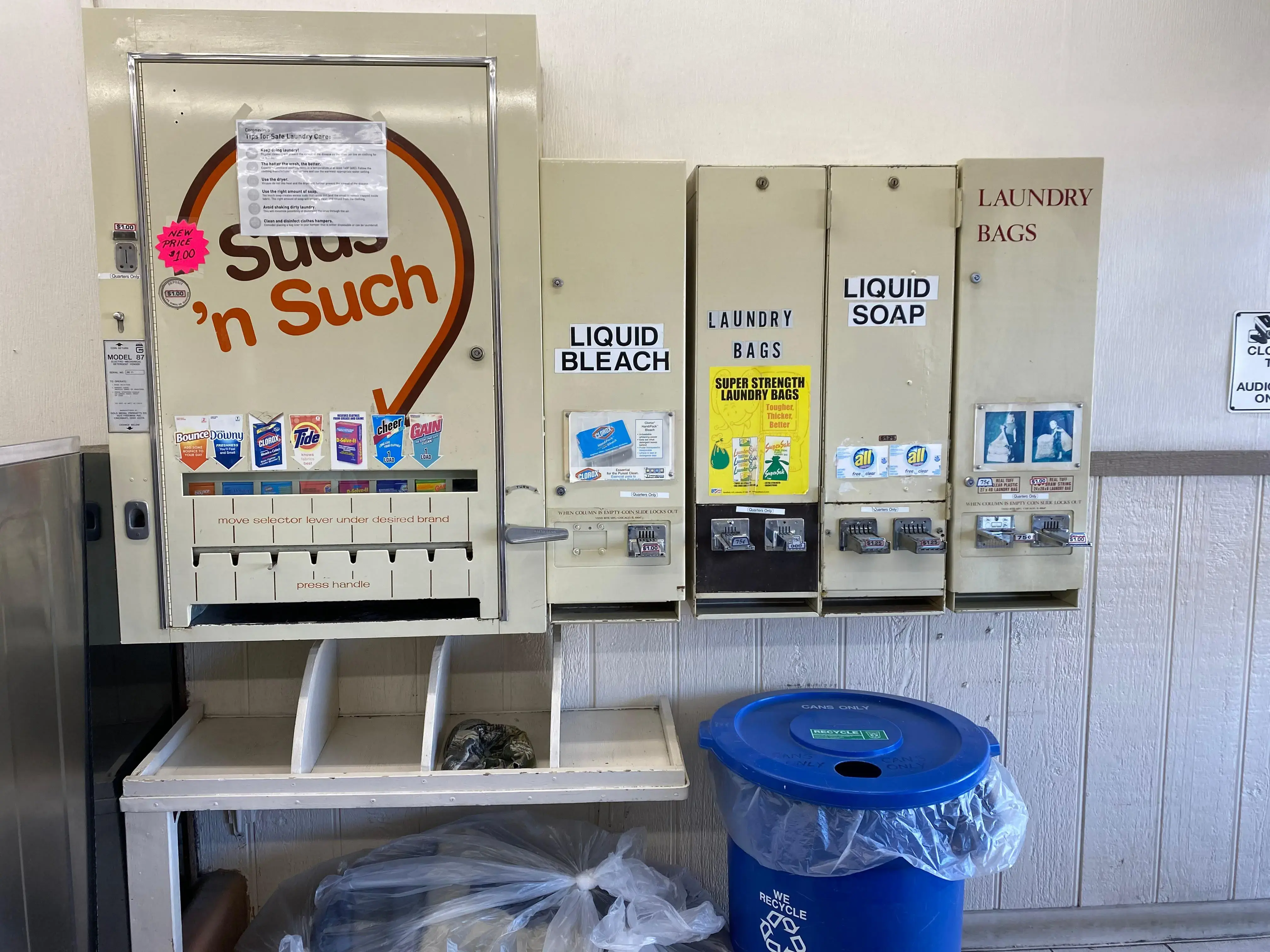 Lexington Laundromat thumbnail 4