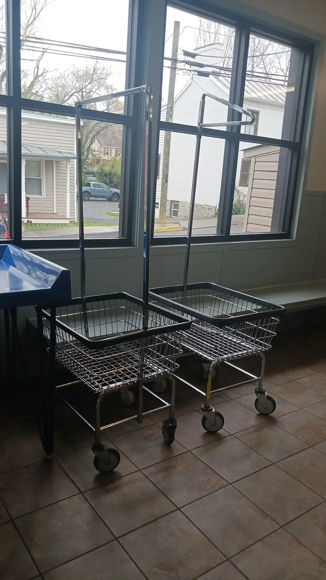 Lexington Laundry Land Laundromat thumbnail 8