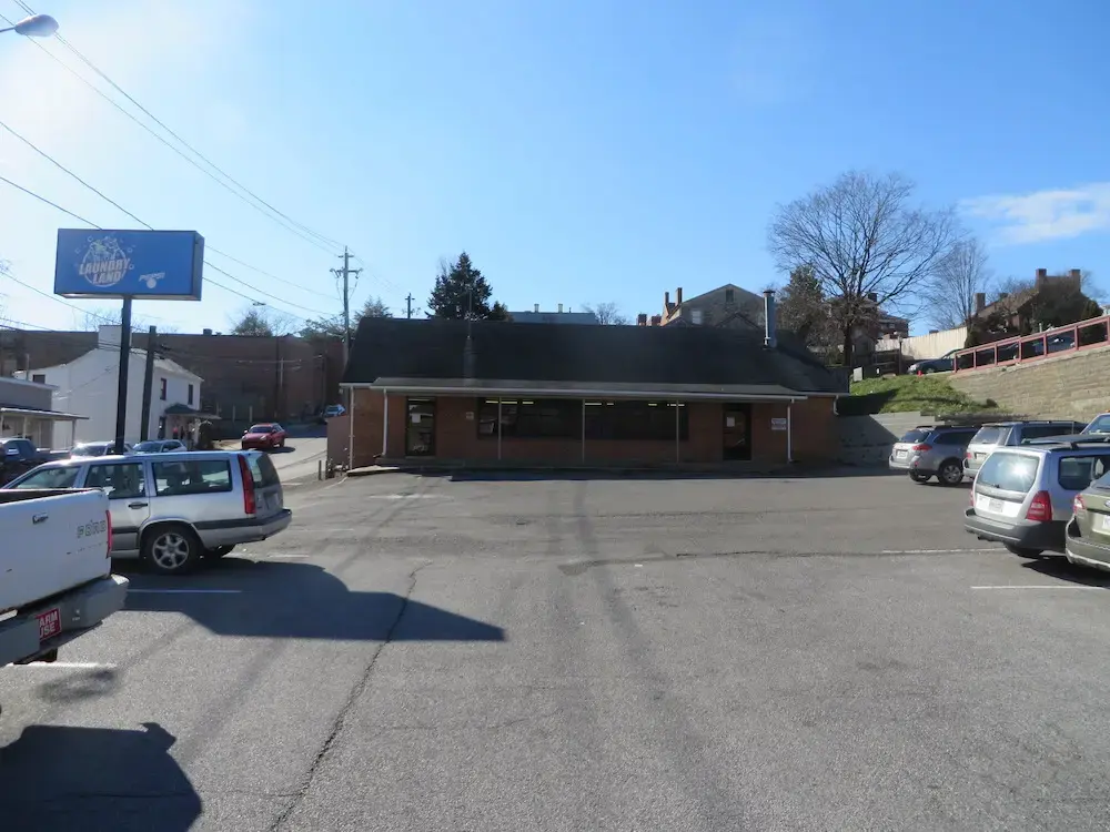 Lexington Laundry Land Laundromat thumbnail 16