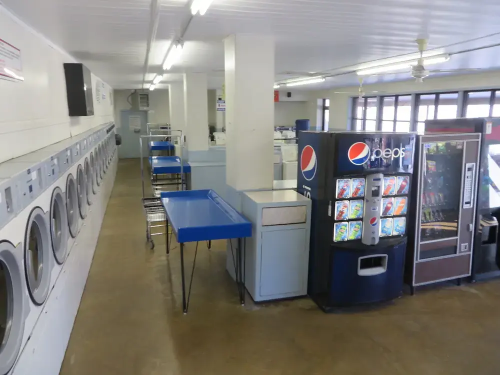 Lexington Laundry Land Laundromat - Image 17