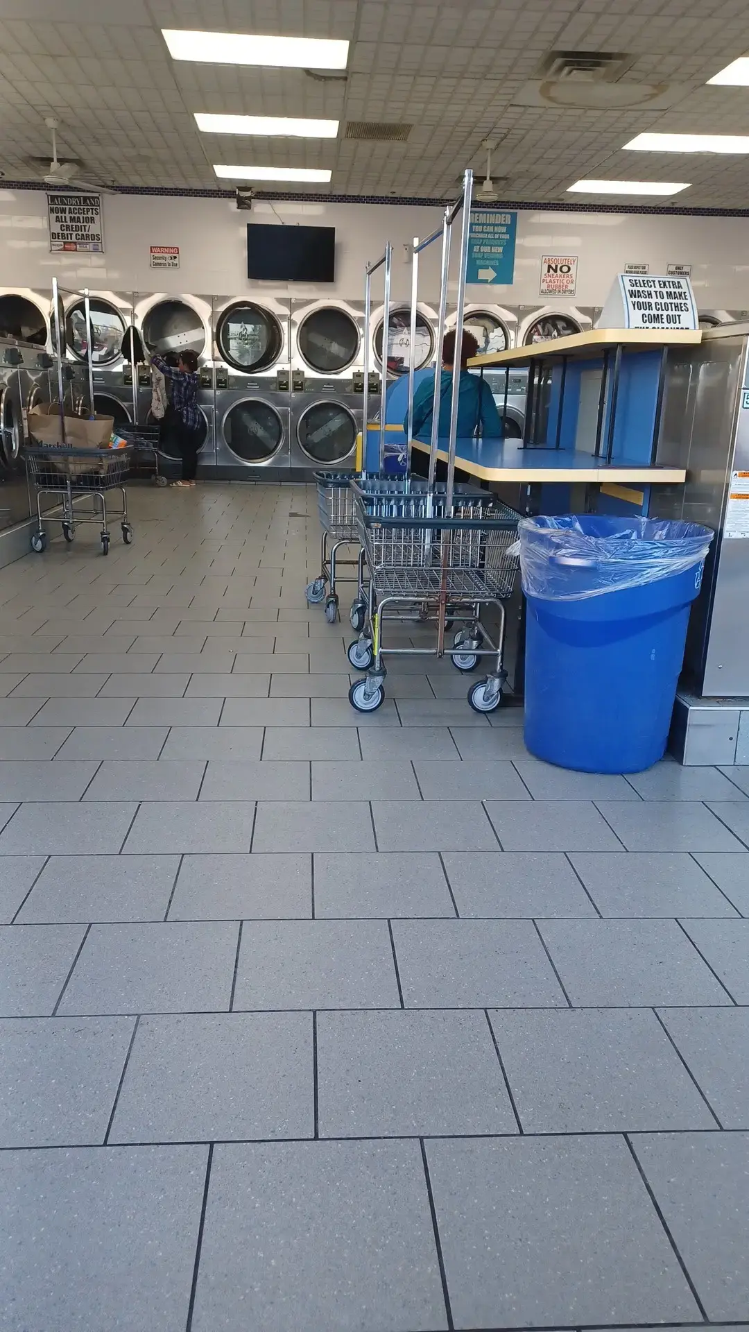 Liberty Avenue Laundry - Image 7