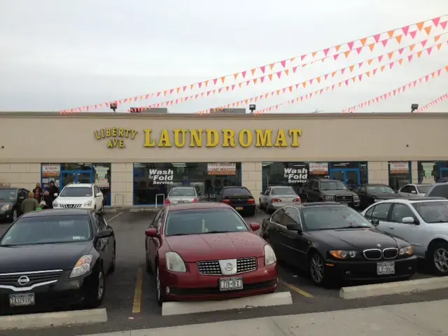 Liberty Avenue Laundry - Image 4