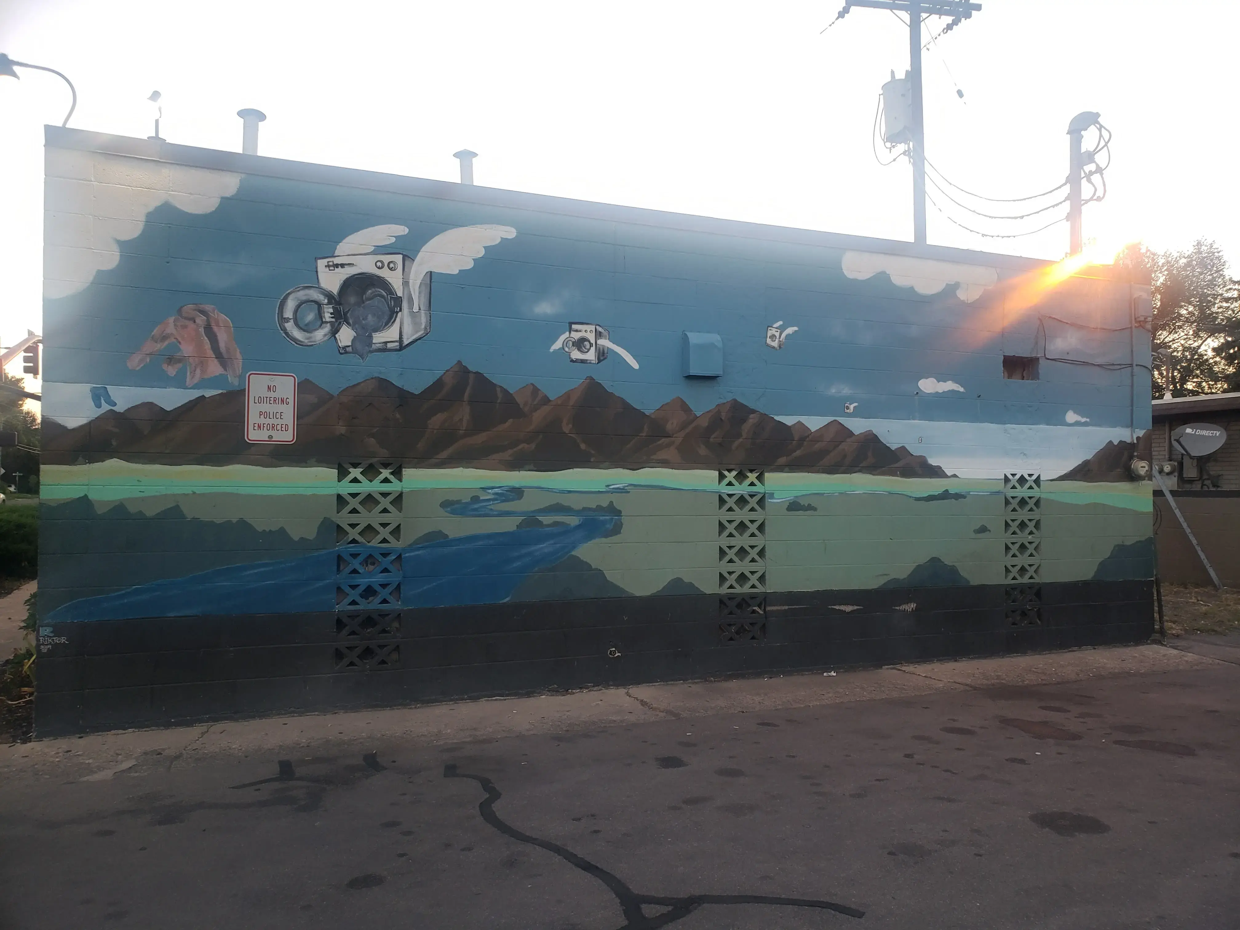 Liberty Coin Laundry - Image 11