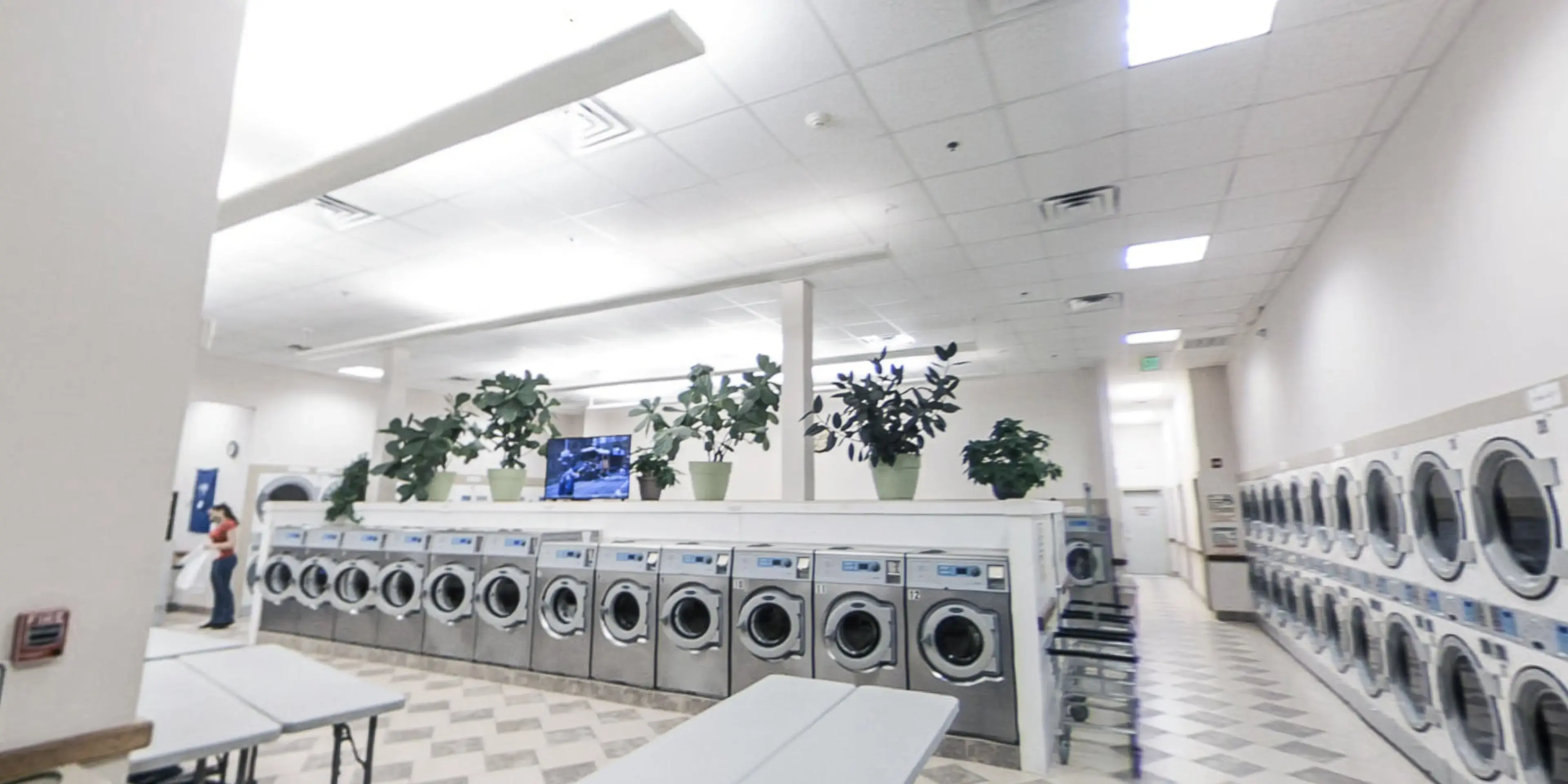 Liberty Laundromat thumbnail 8