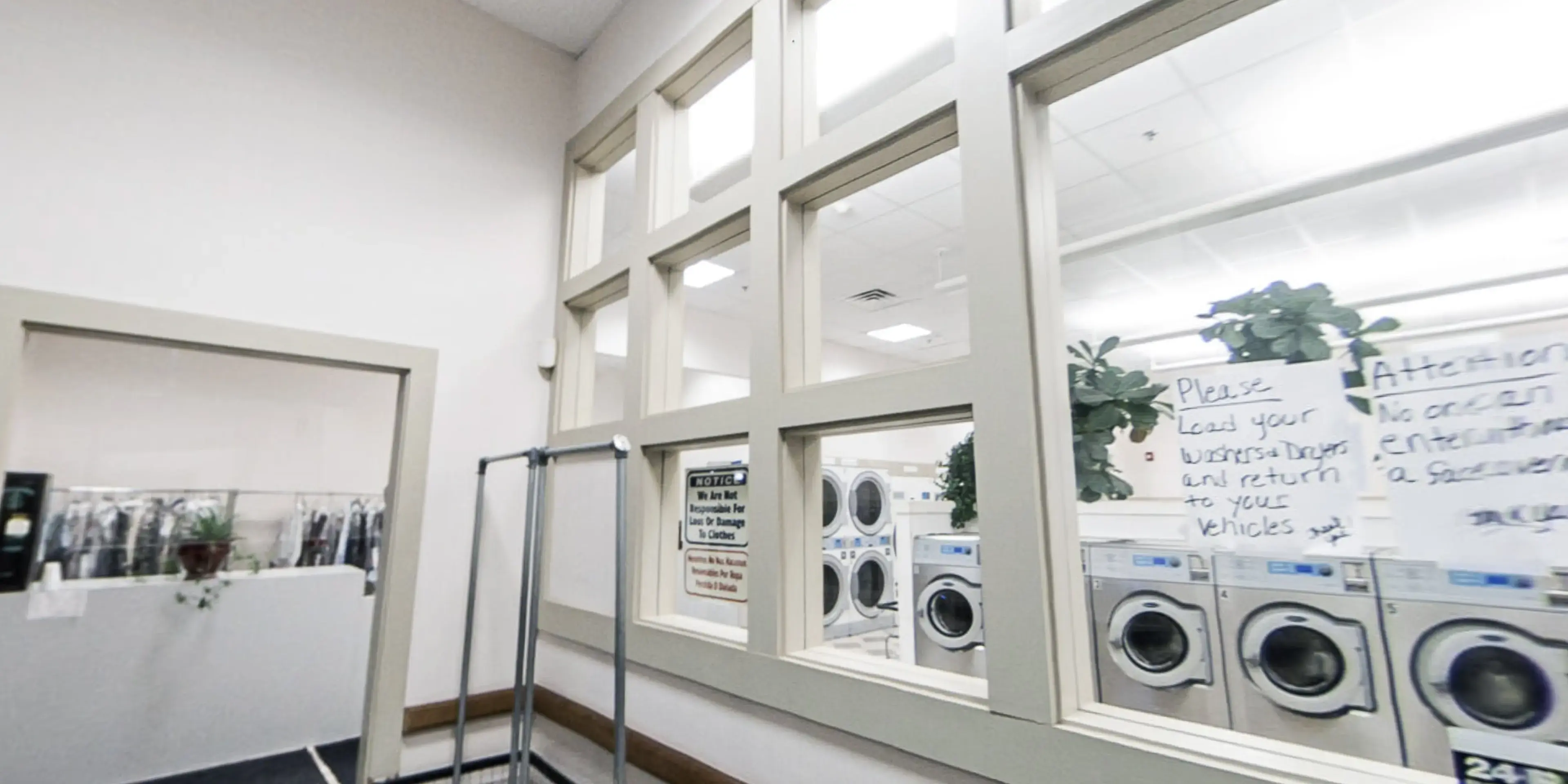 Liberty Laundromat thumbnail 6