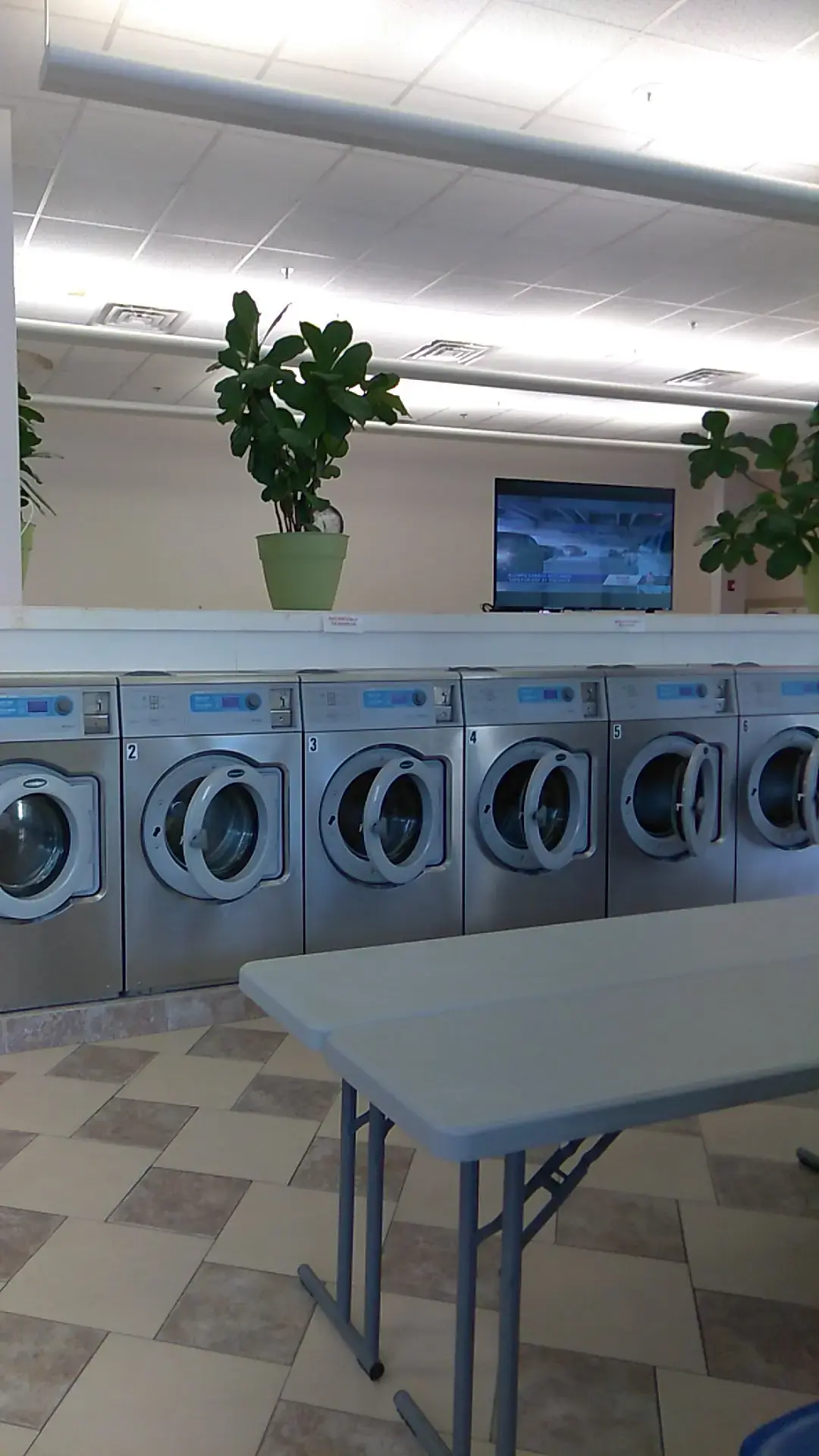 Liberty Laundromat thumbnail 17