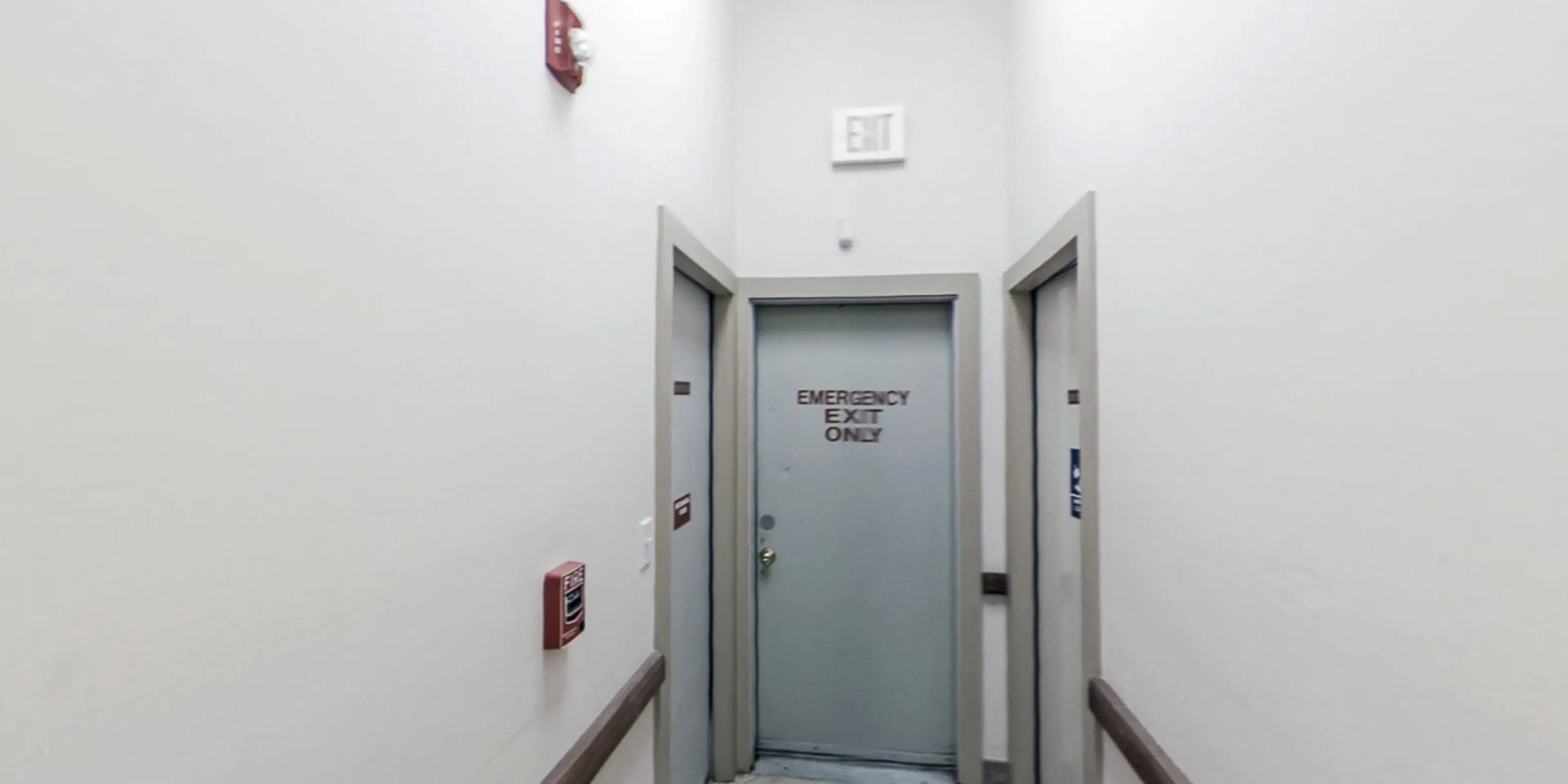 Liberty Laundromat thumbnail 12
