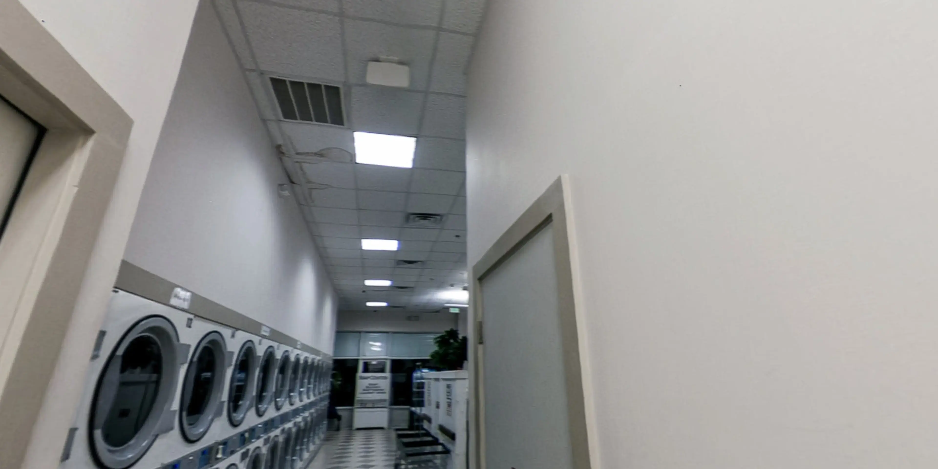 Liberty Laundromat thumbnail 14