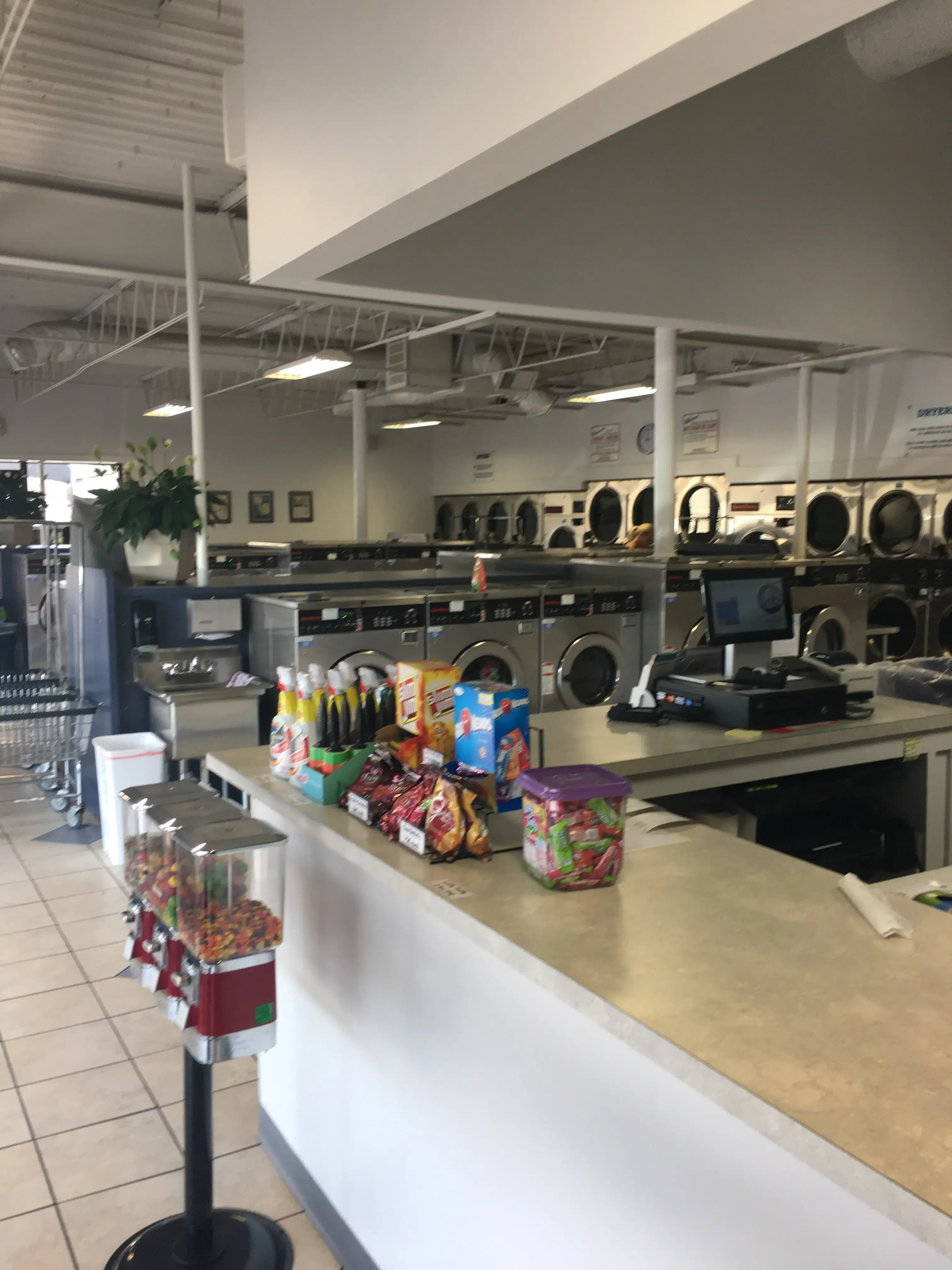 Liberty Laundry - Sheridan Store thumbnail 6