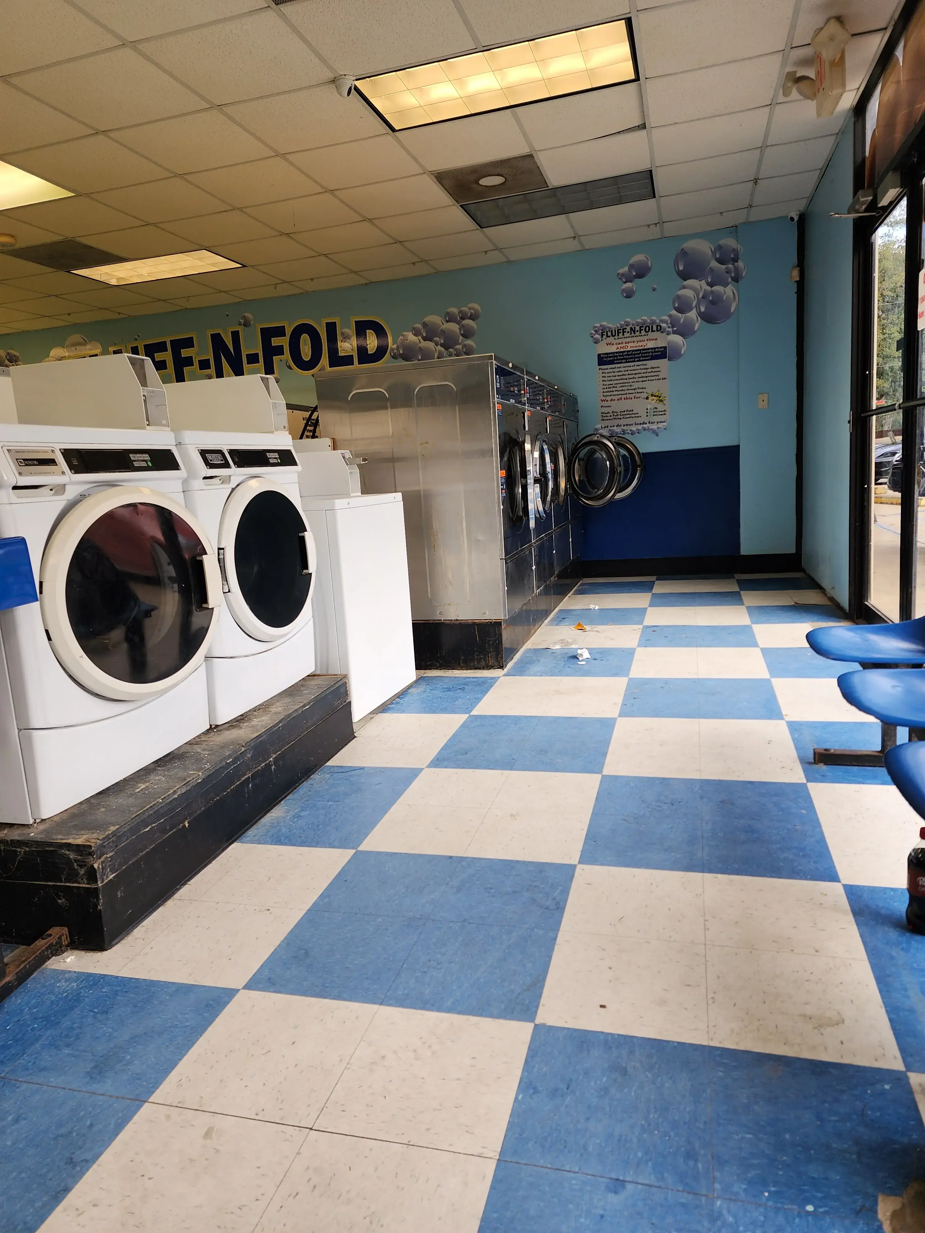 Liberty Laundry - Walker location