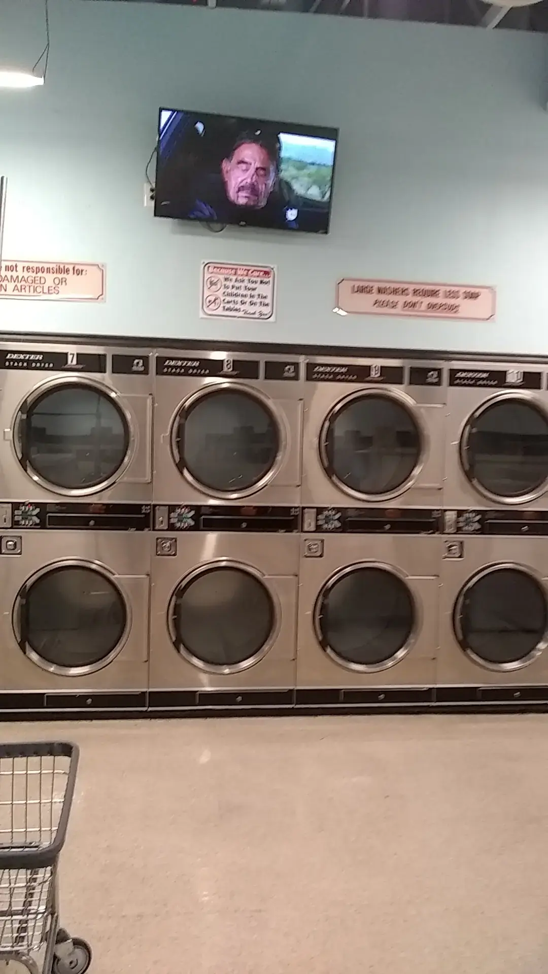 Liberty Laundry Laundromat in Paramount - Image 11