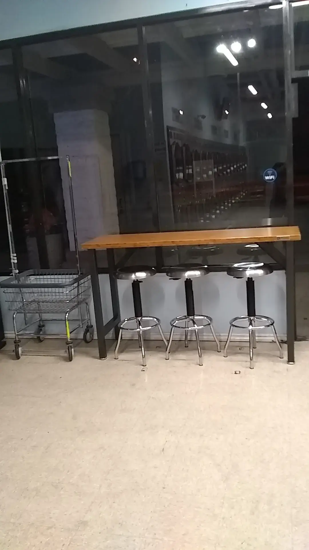 Liberty Laundry Laundromat in Paramount thumbnail 13