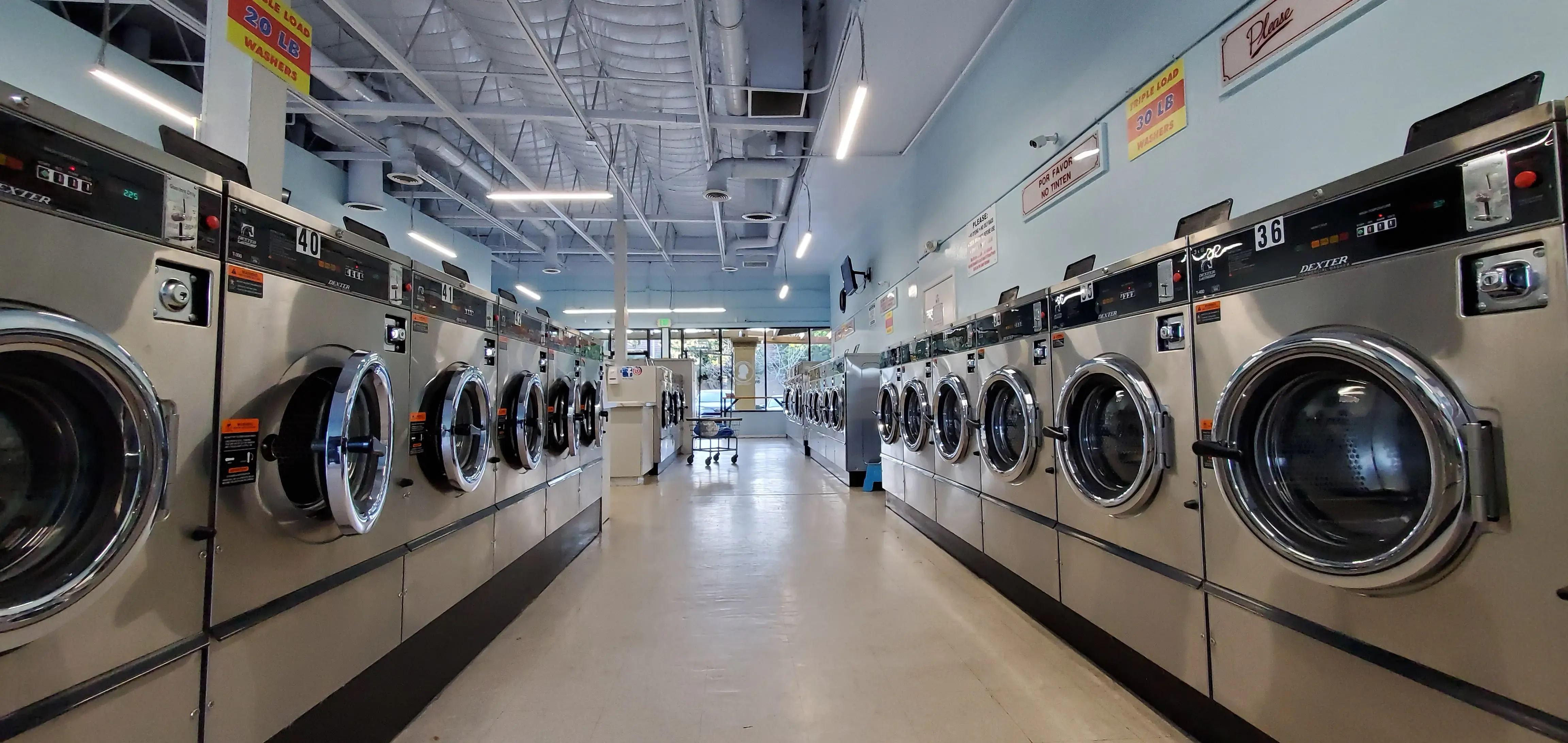 Liberty Laundry Laundromat in Paramount location