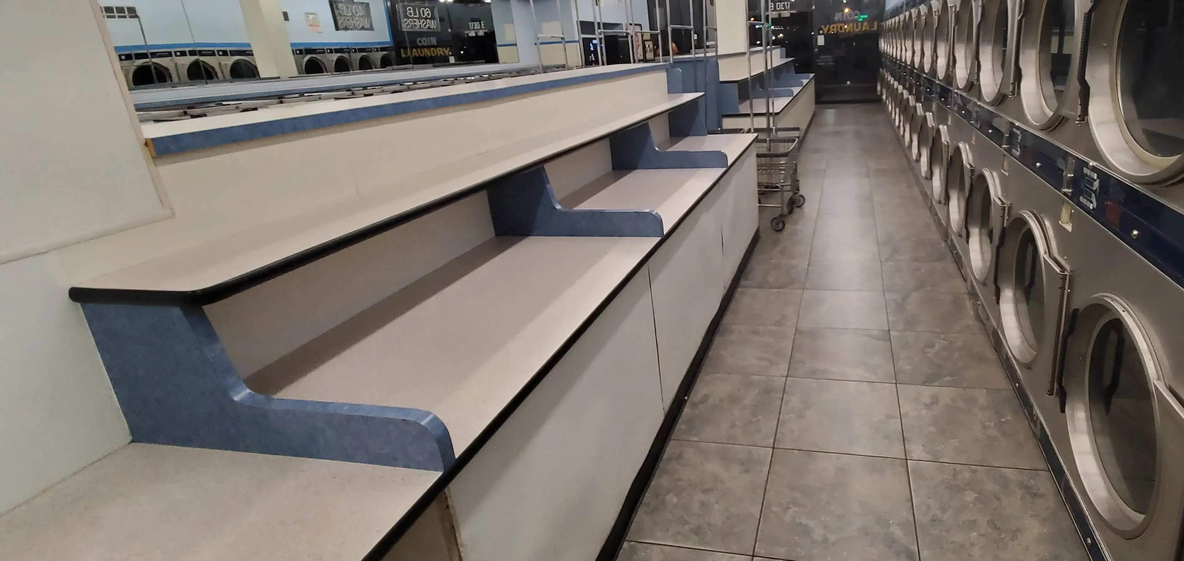 Liberty Laundry Laundromat in Santa Ana thumbnail 8