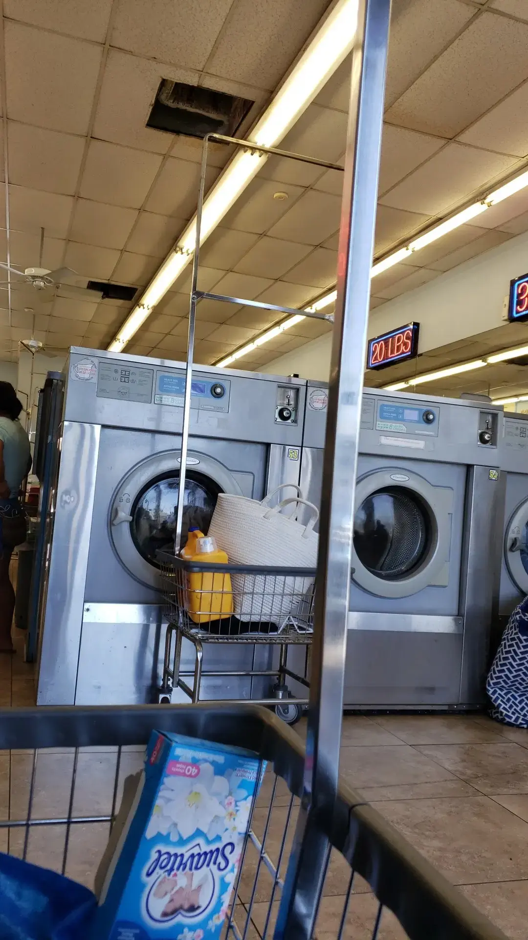 Liberty Laundry Laundromat in Tustin thumbnail 11