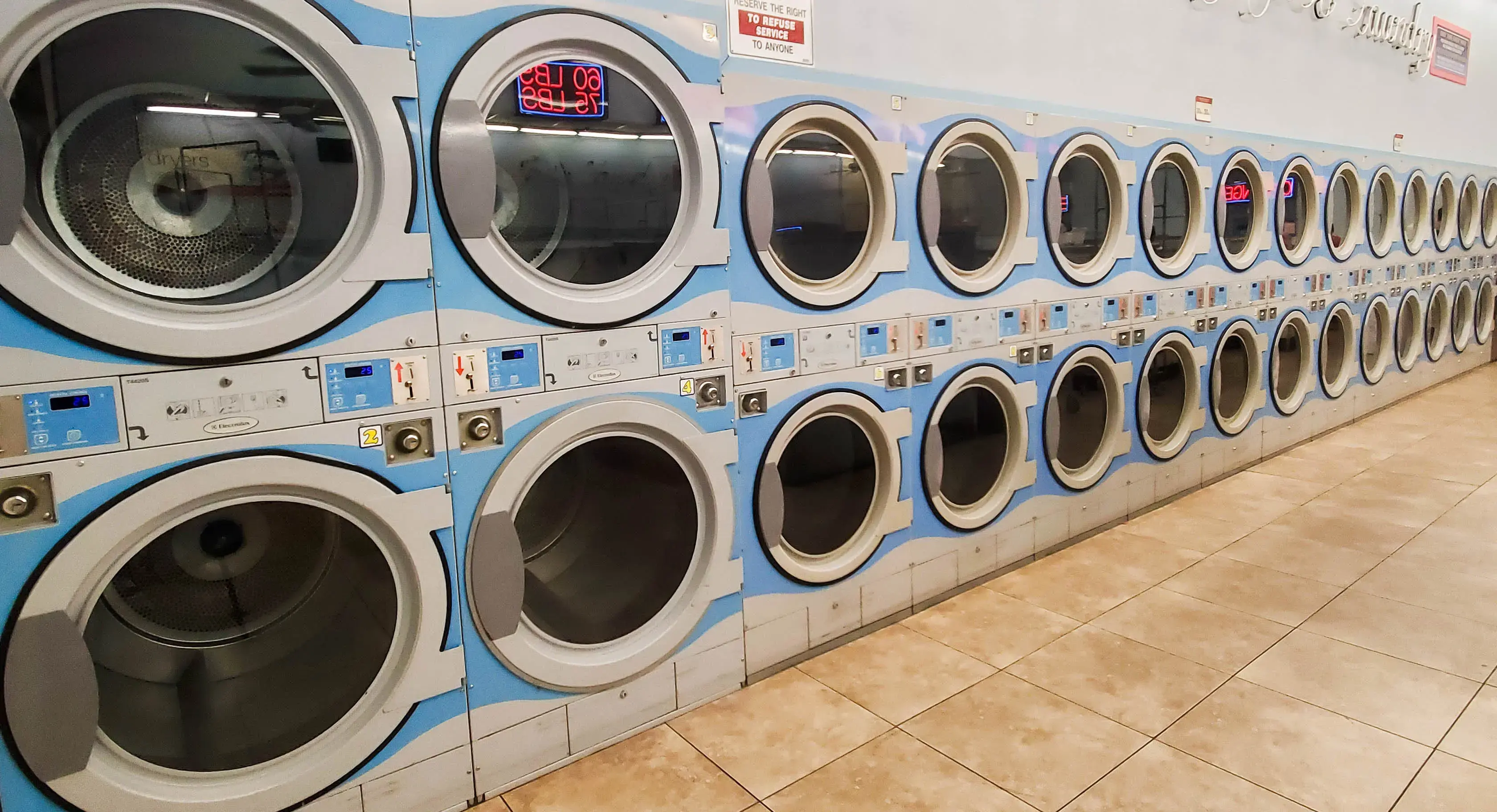 Liberty Laundry Laundromat in Tustin thumbnail 17