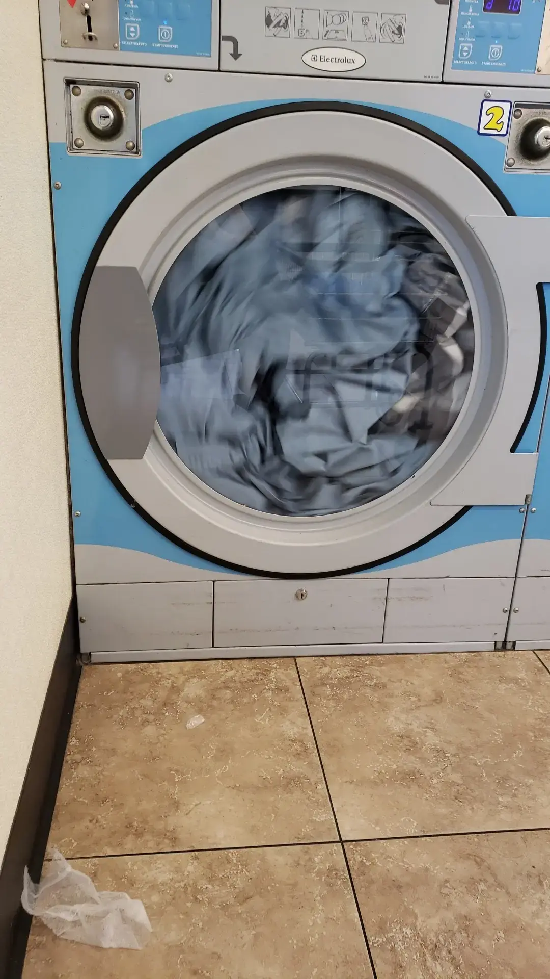Liberty Laundry Laundromat in Tustin thumbnail 6