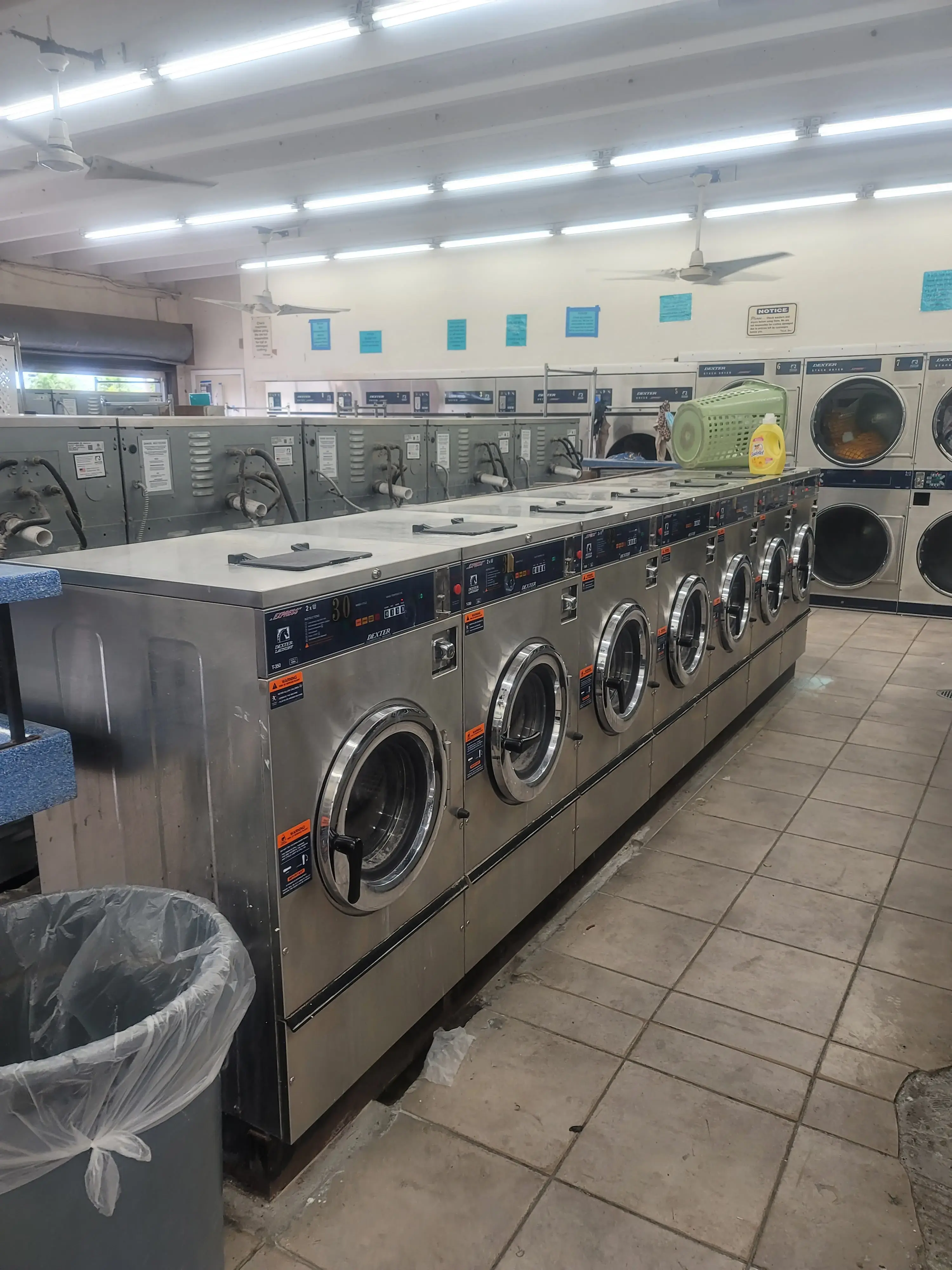 Liberty Park Coin Laundry thumbnail 17