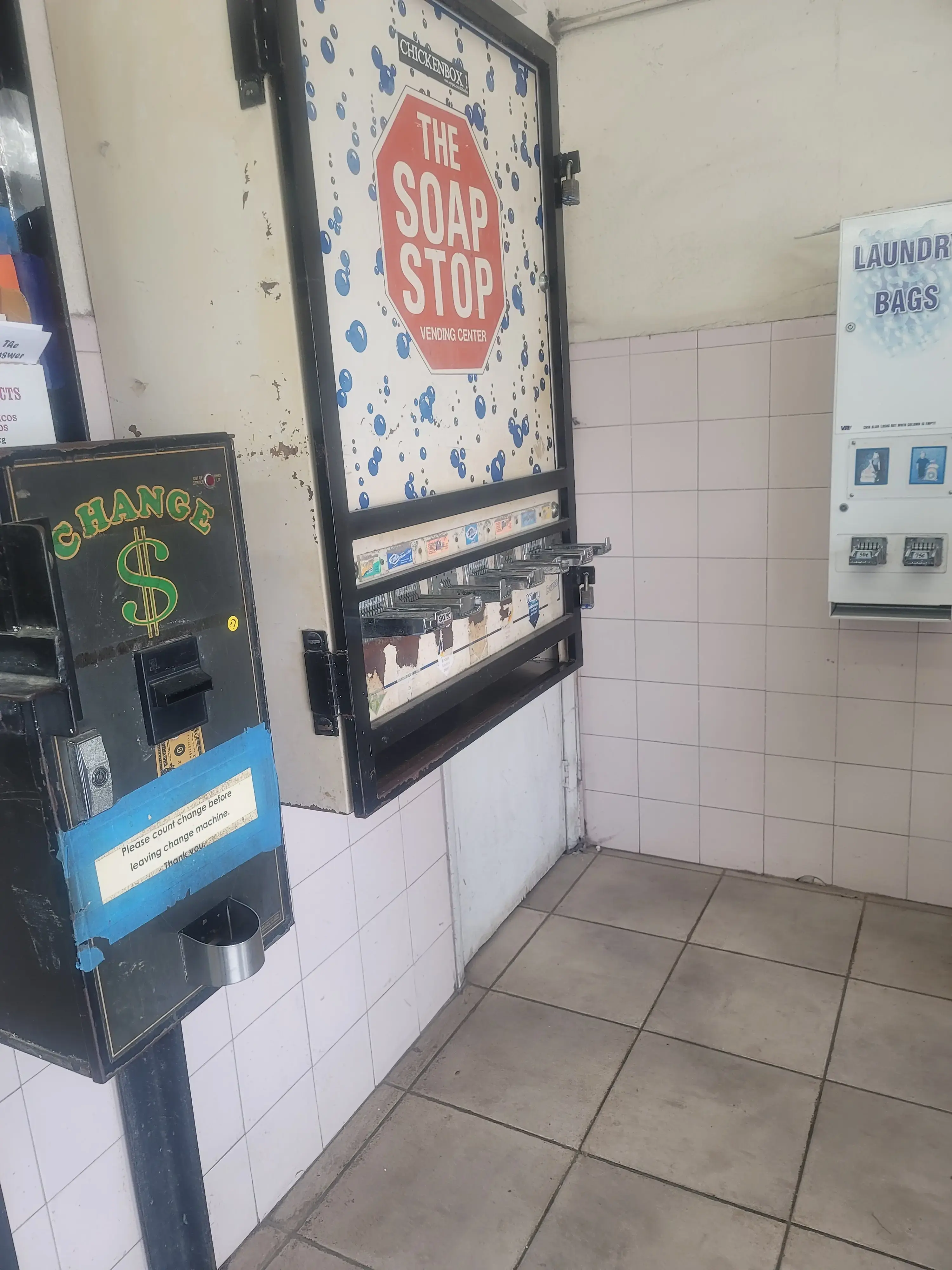 Liberty Park Coin Laundry thumbnail 18
