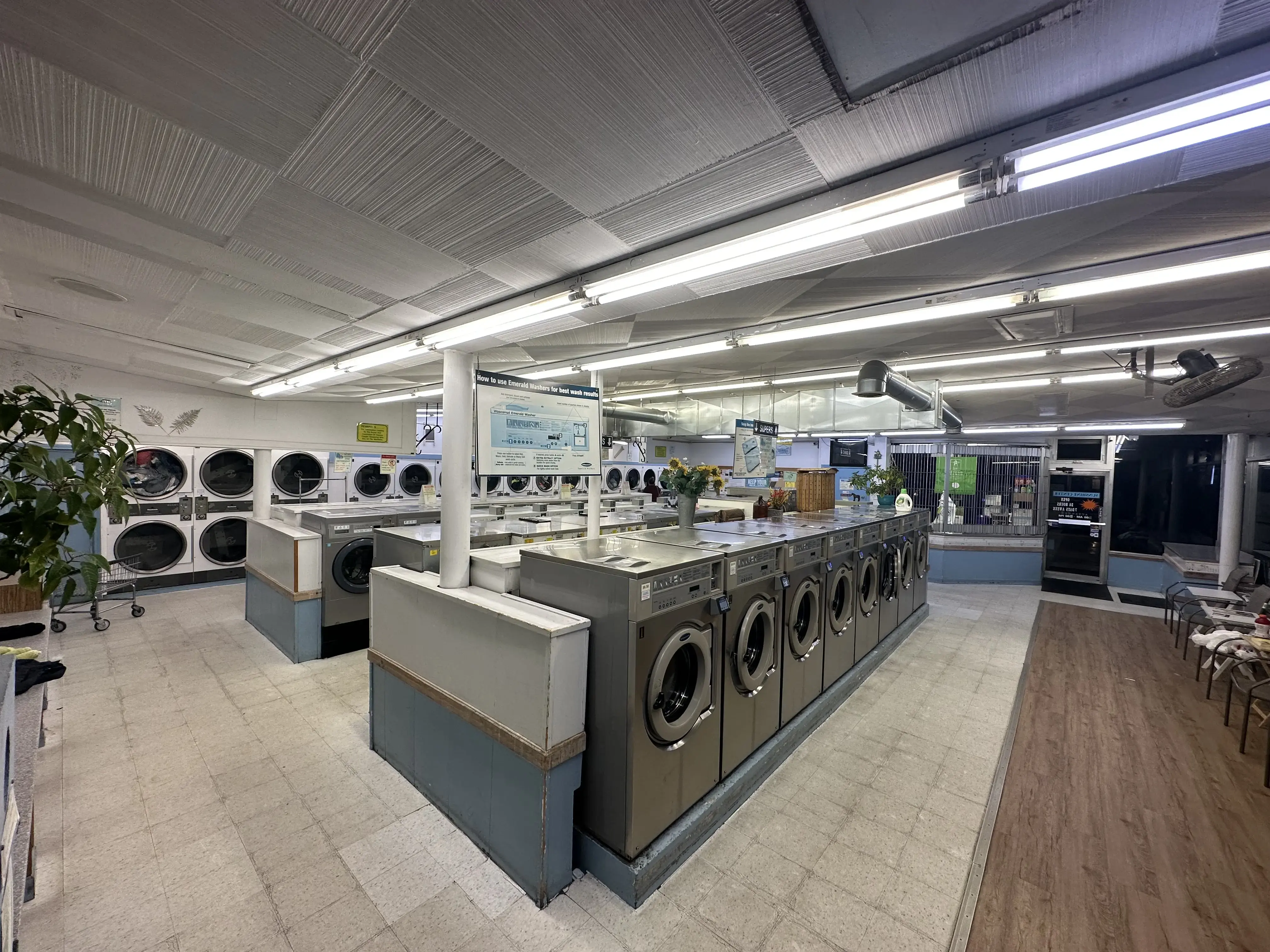 Lighthouse Laundry - Image 10