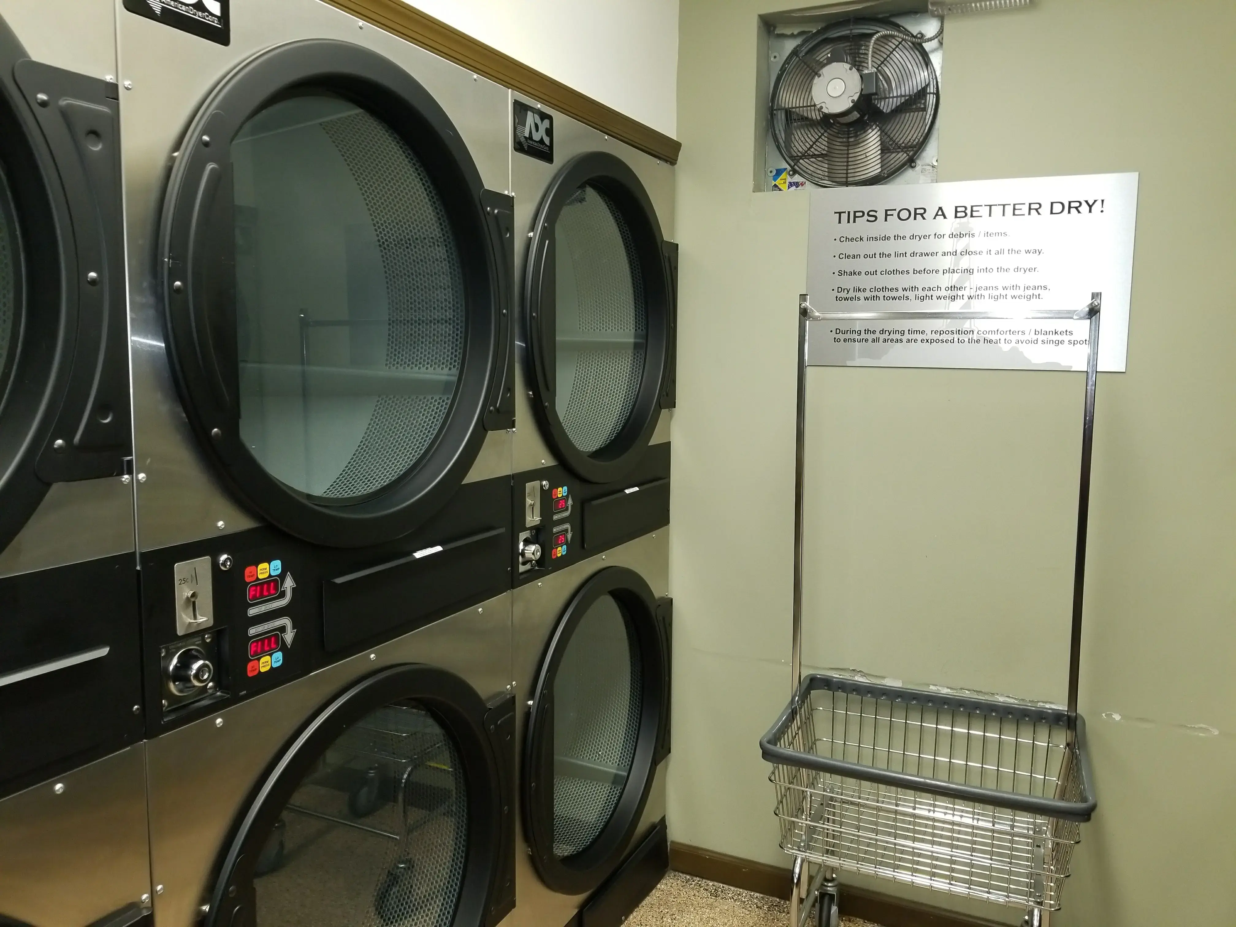 Lighthouse Laundry on Main - Image 12