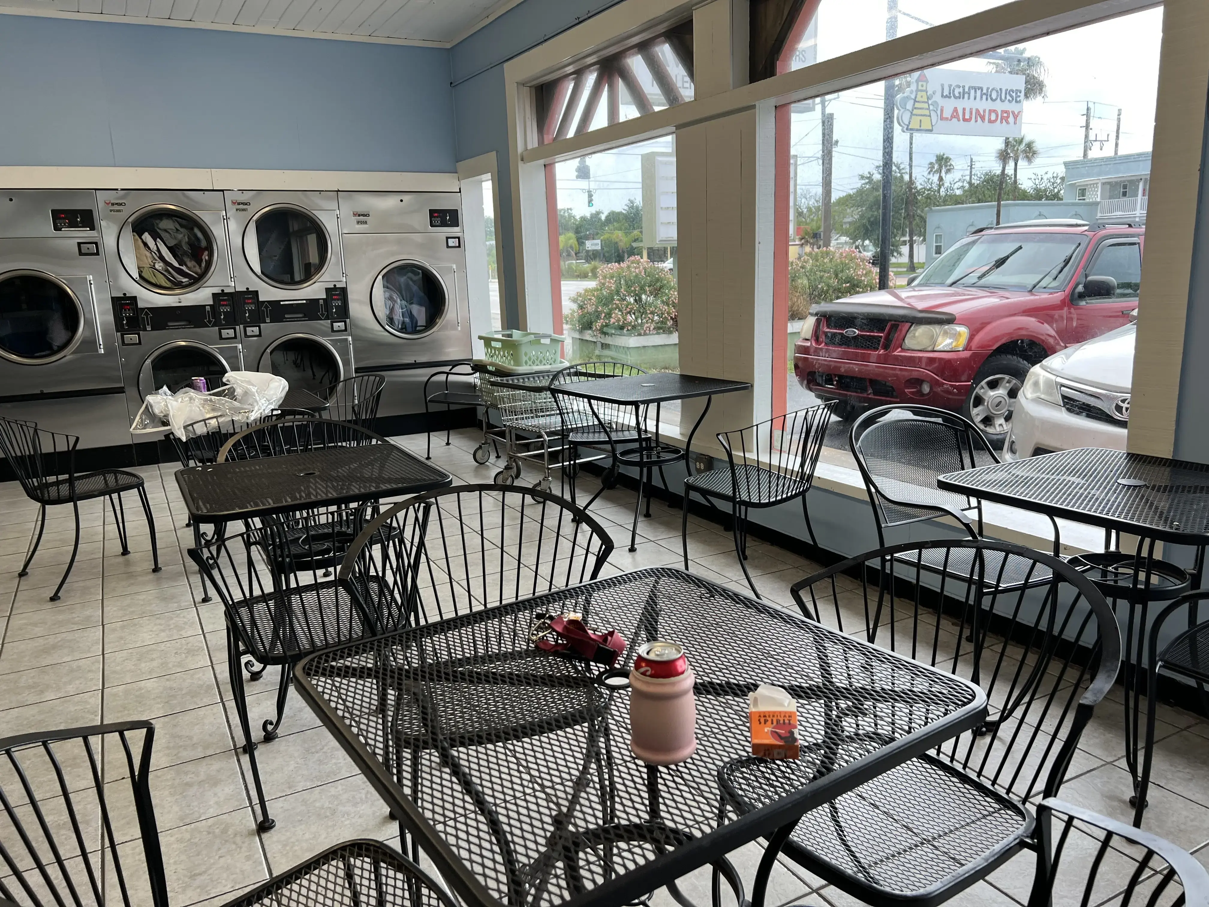 Lighthouse Laundry - Image 3