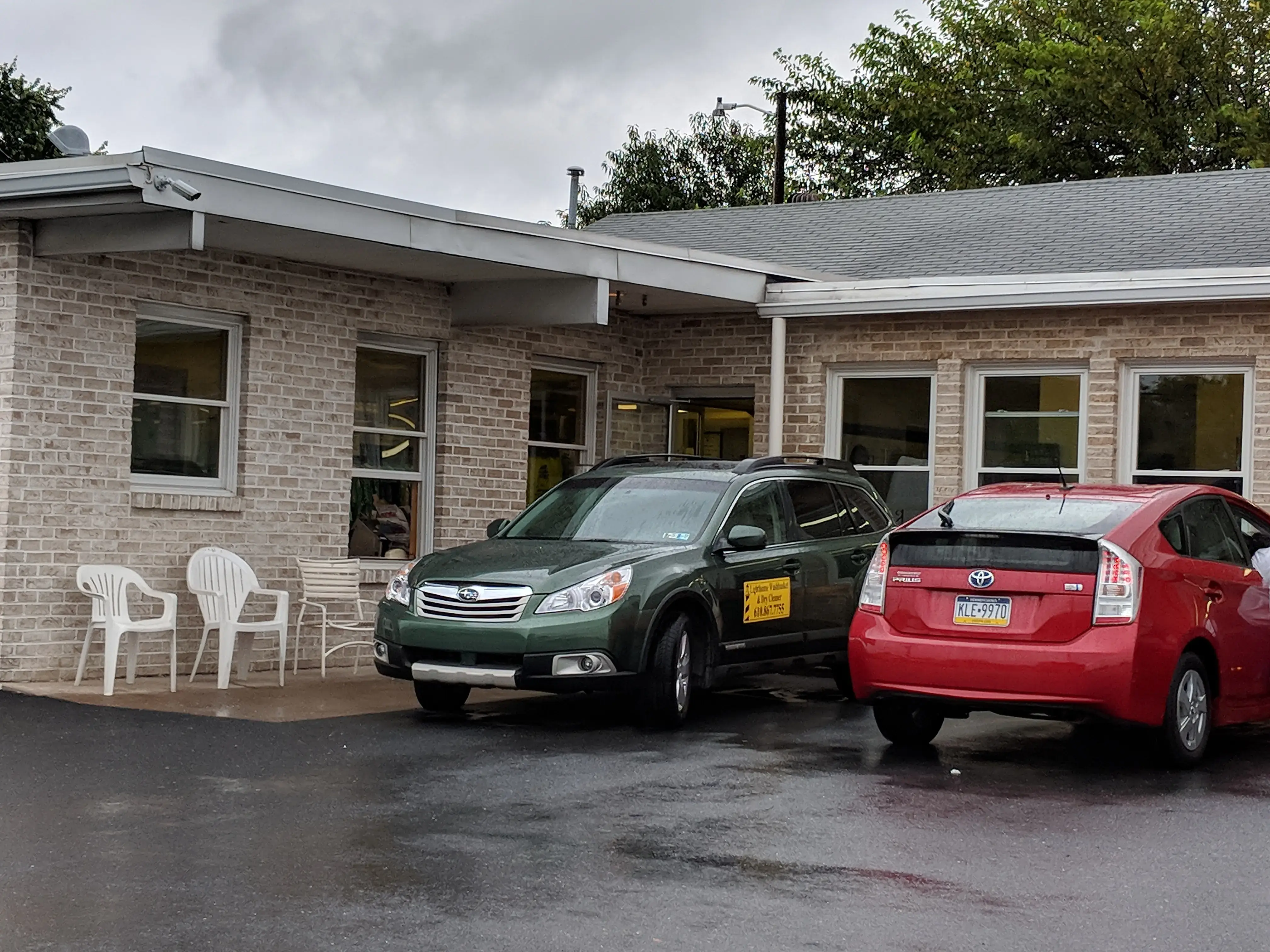 Lighthouse Washbasket & Dry Cleaners - Image 5