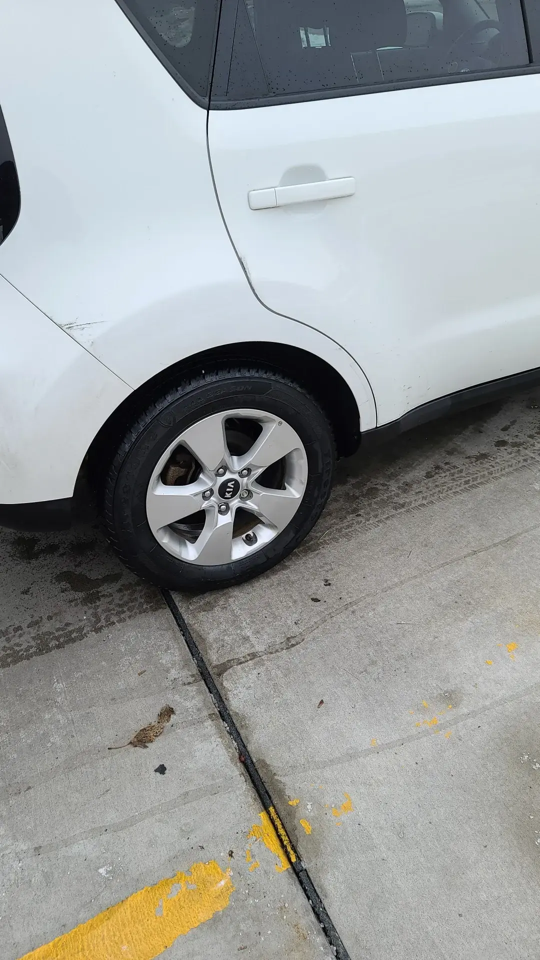 Lightning Car Wash & Laundromat - Image 9