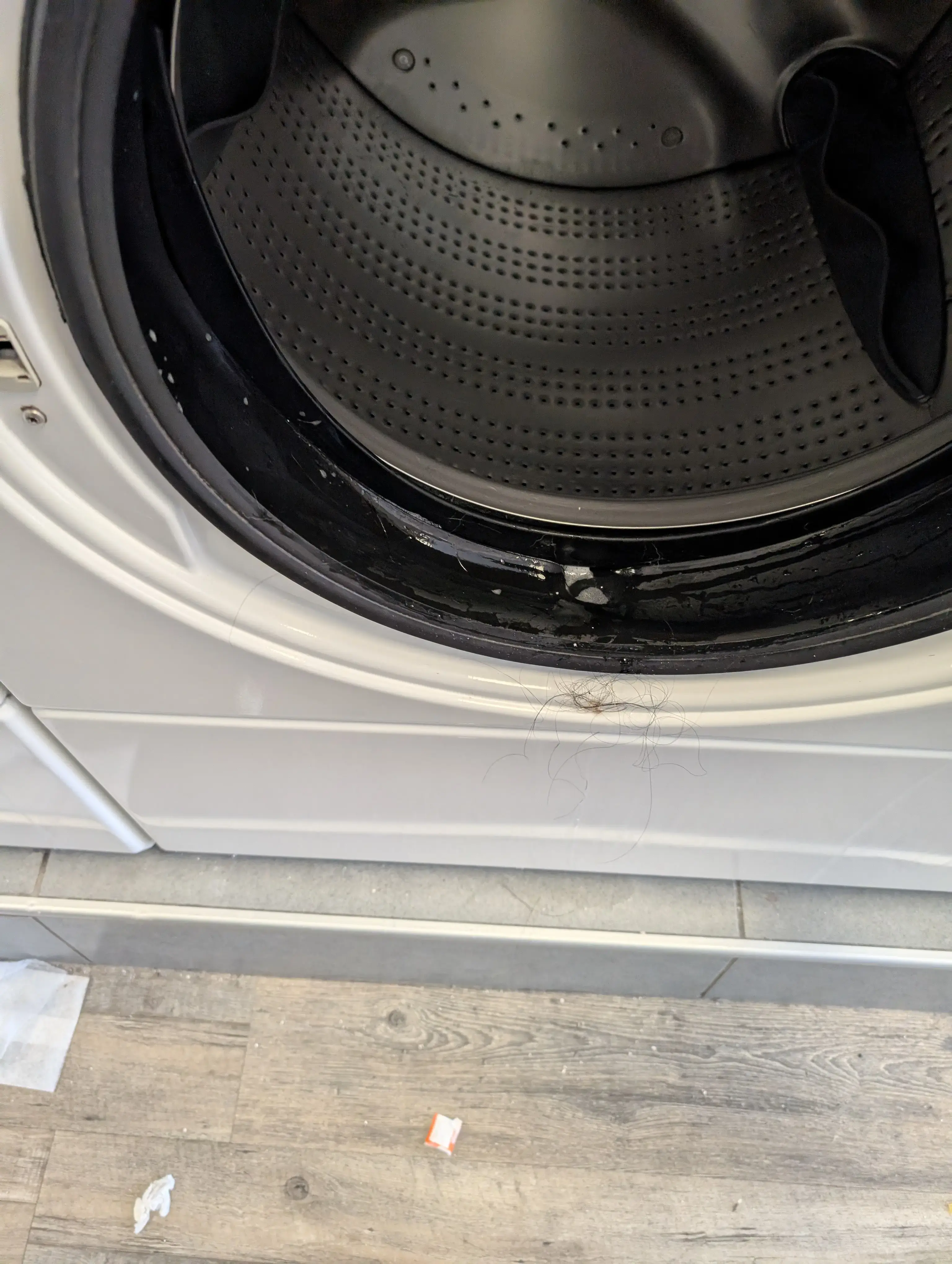 Lightning Car Wash & Laundromat - Image 7