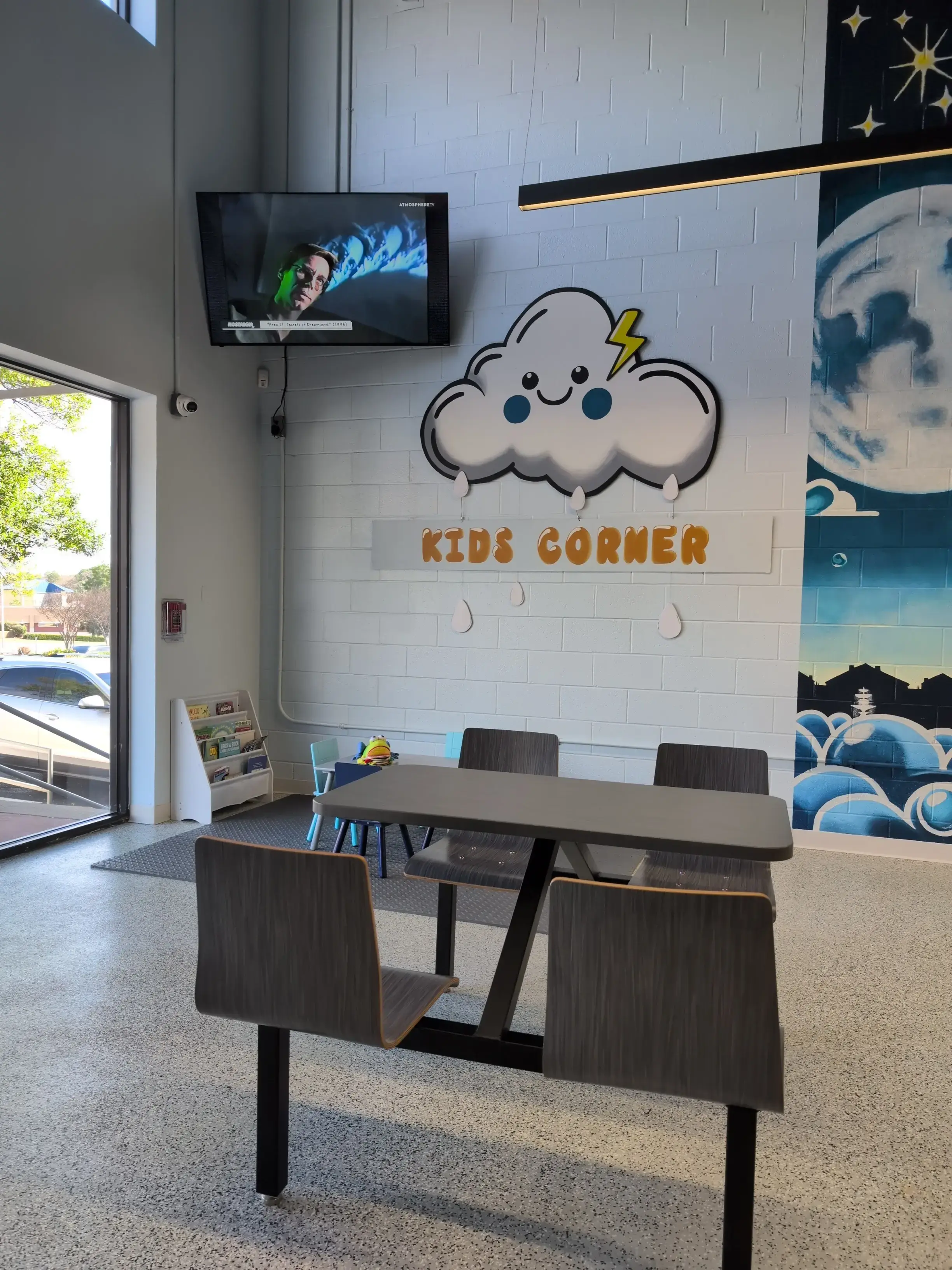 Lightning Laundry - Little Rock - Image 14