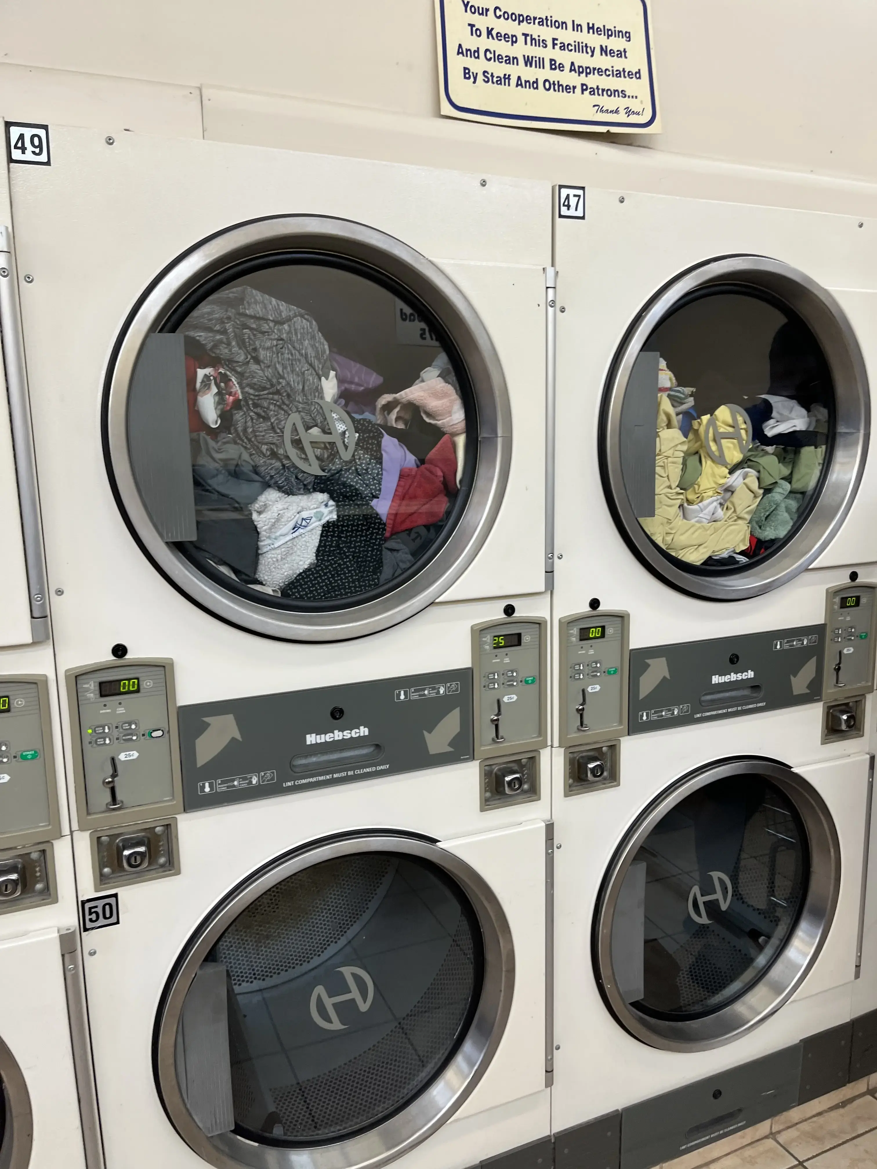 Lightning Laundry | Laundromat | Wash and Fold - Image 13