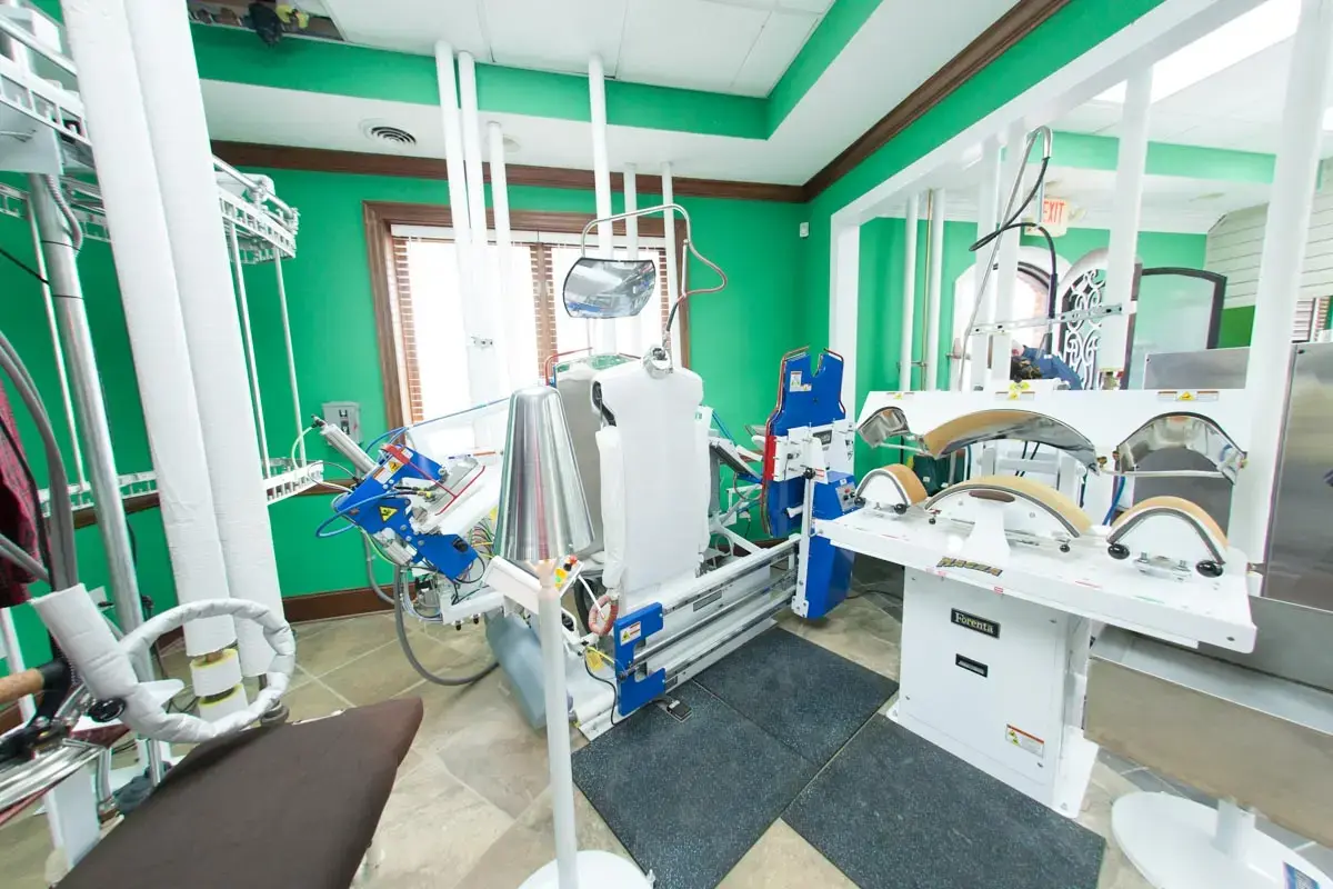 Lightning Laundry Service - Image 10